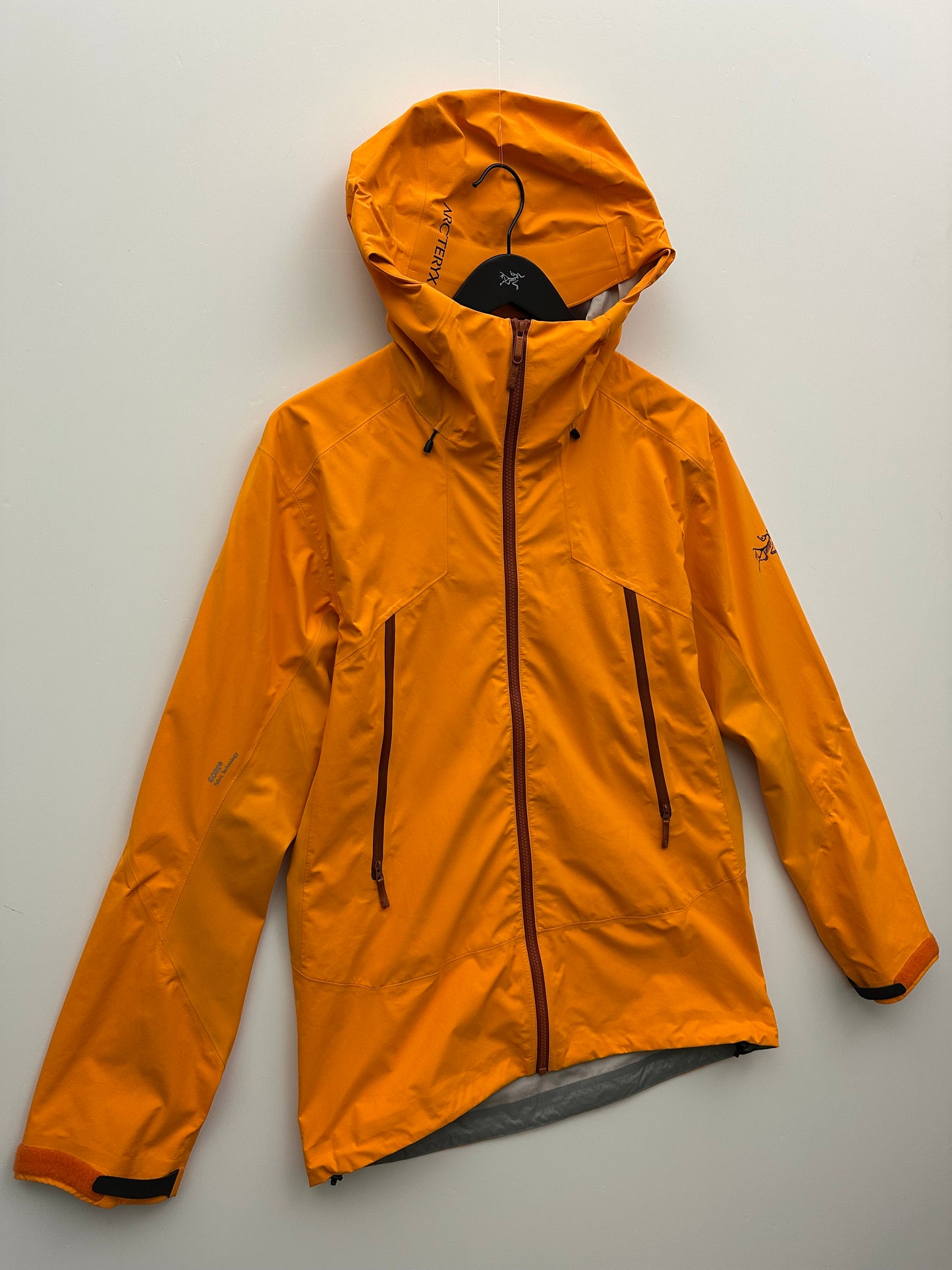 Arc’teryx Lithic Comp Jacket Orange Men's M Medium Gore-Tex RECCO