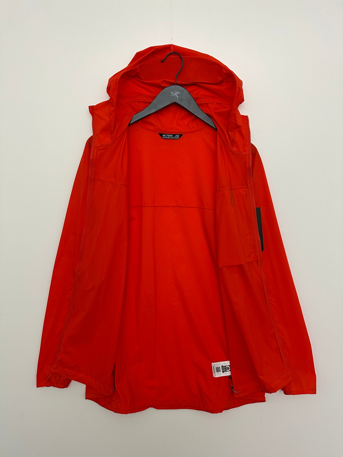 Arc’teryx Squamish Hoody Solaris Red Men’s XL Extra Large