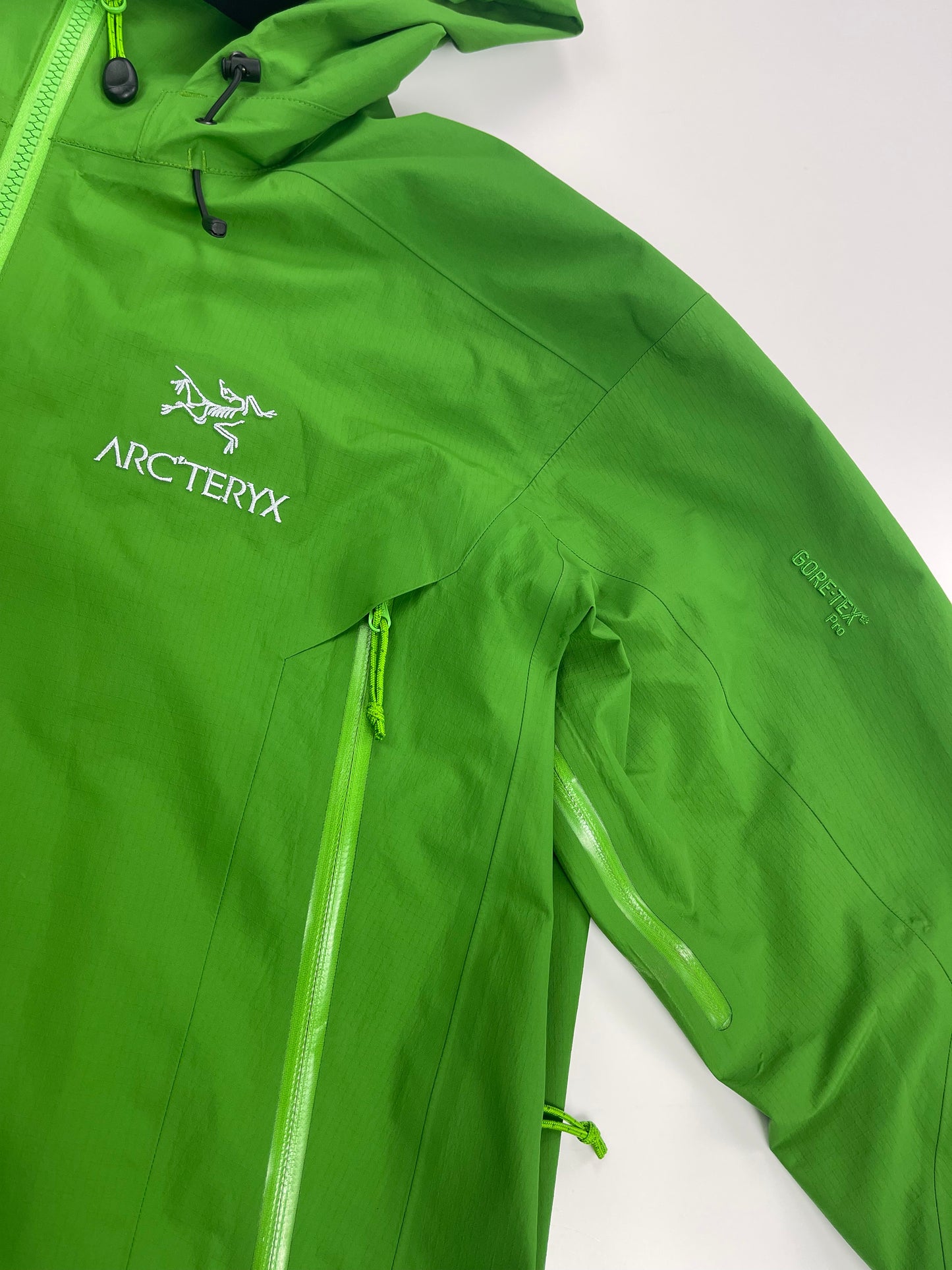 Arc’teryx Beta AR Jacket Green Men’s L Large Gore-Tex Pro