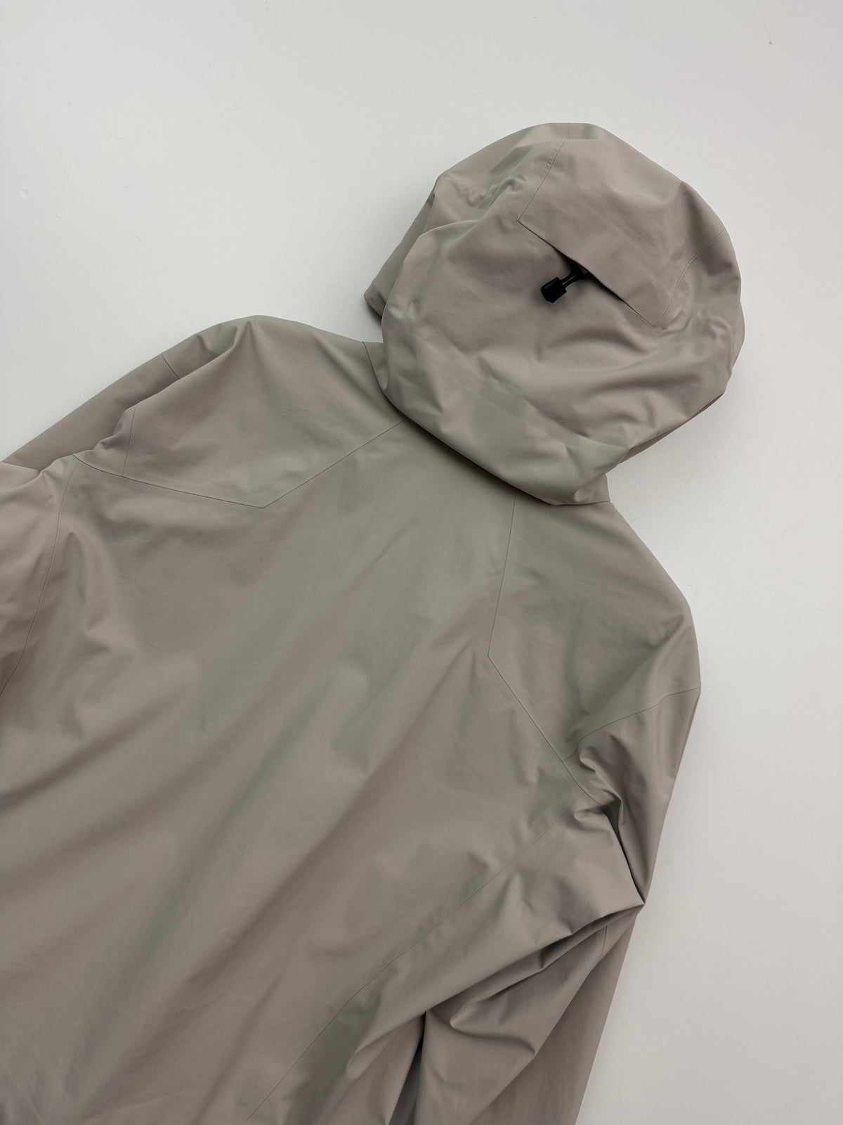 Arc'teryx Macai Shell Jacket Warm Stone Men's M Medium Gore-Tex RECCO