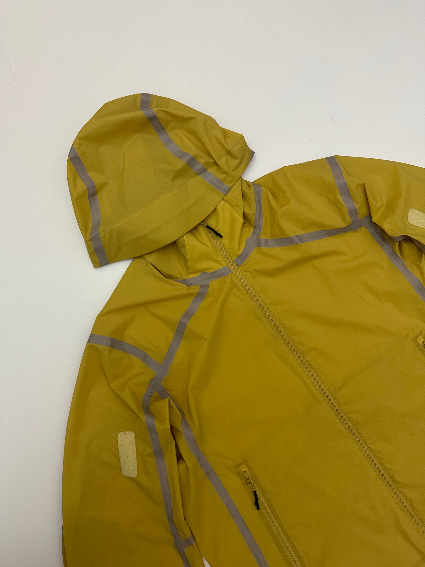 Arc’teryx System A Moroz Shell Jacket Sand Flax Yellow Men’s M Medium