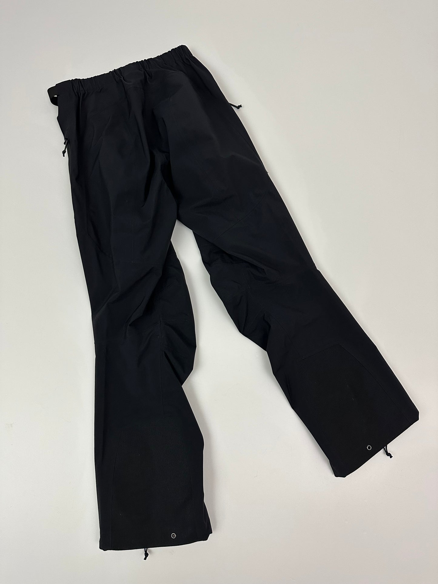 Arc'teryx LEAF Alpha Pant 1st Gen Men’s XS / S Black Gore-Tex 27W 31L