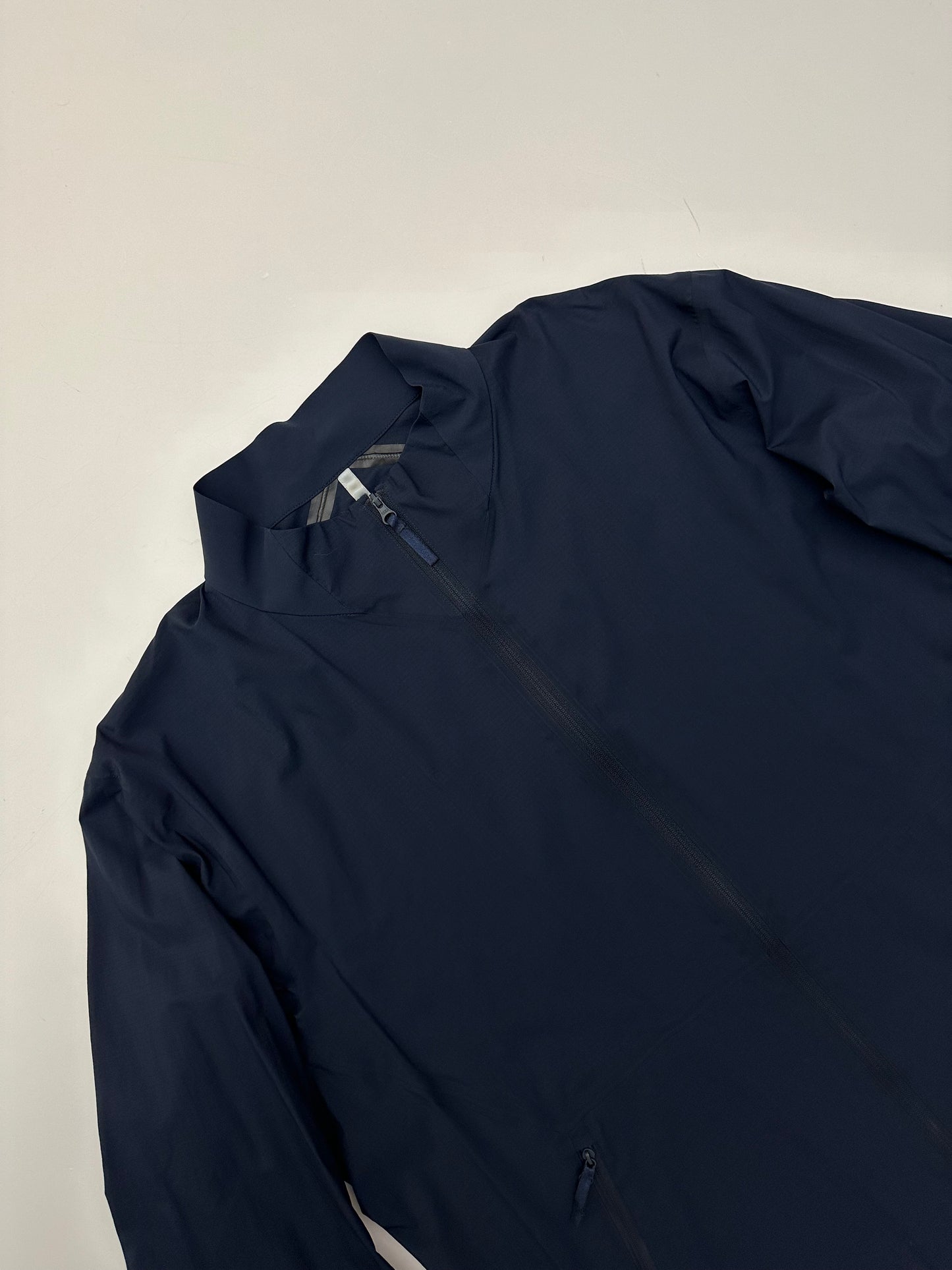 Arc’teryx Veilance Demlo Jacket Navy Blue Men’s L Large