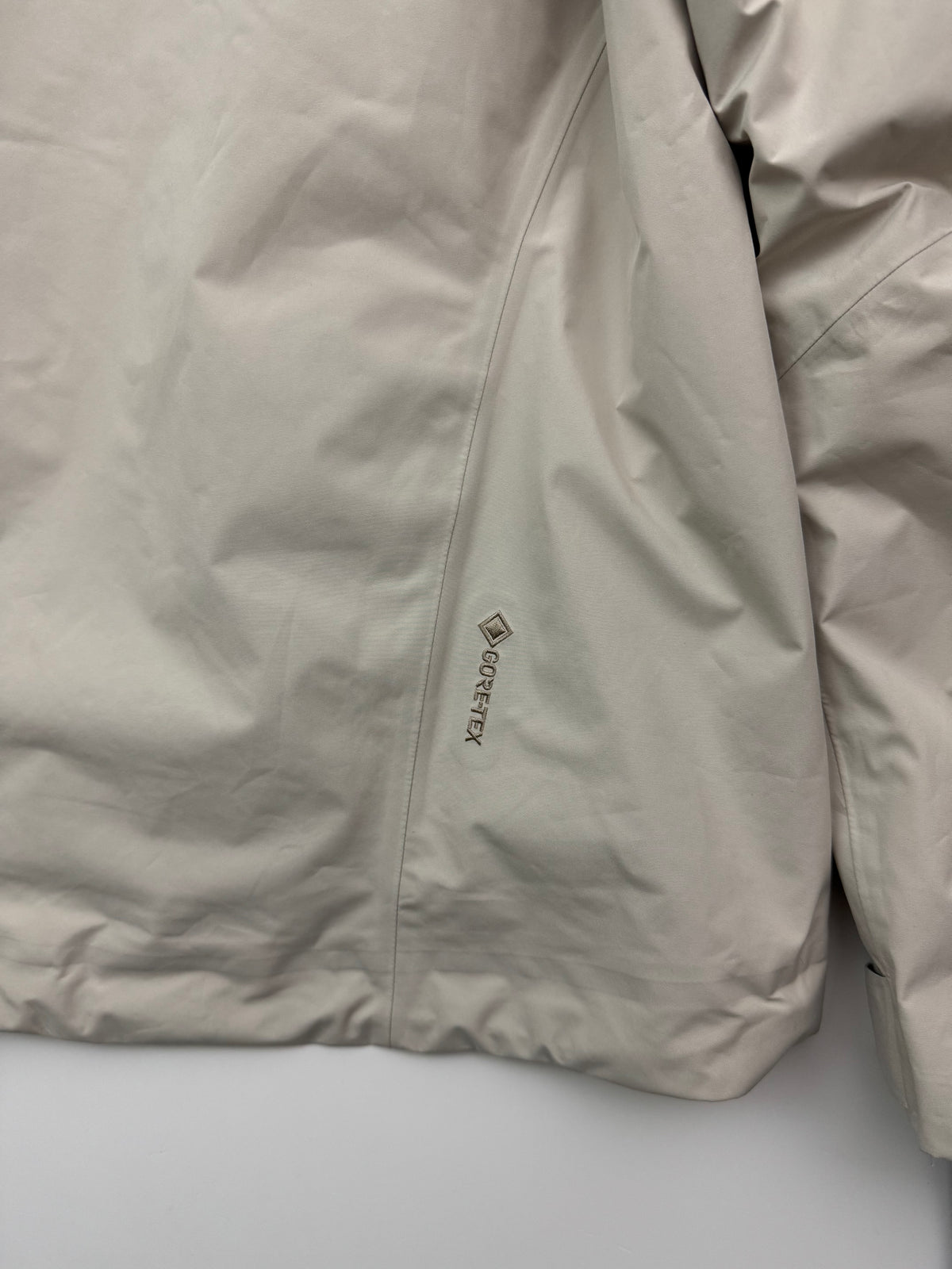 Norrøna Lofoten Gore-Tex Insulated Jacket Oatmeal Women's XL Extra Large