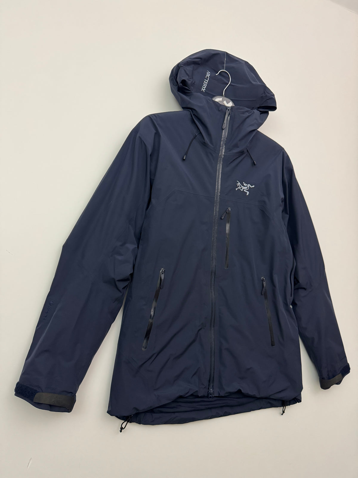 Arc'teryx Beta Insulated Jacket Black Sapphire Men's M Medium Gore-Tex RECCO