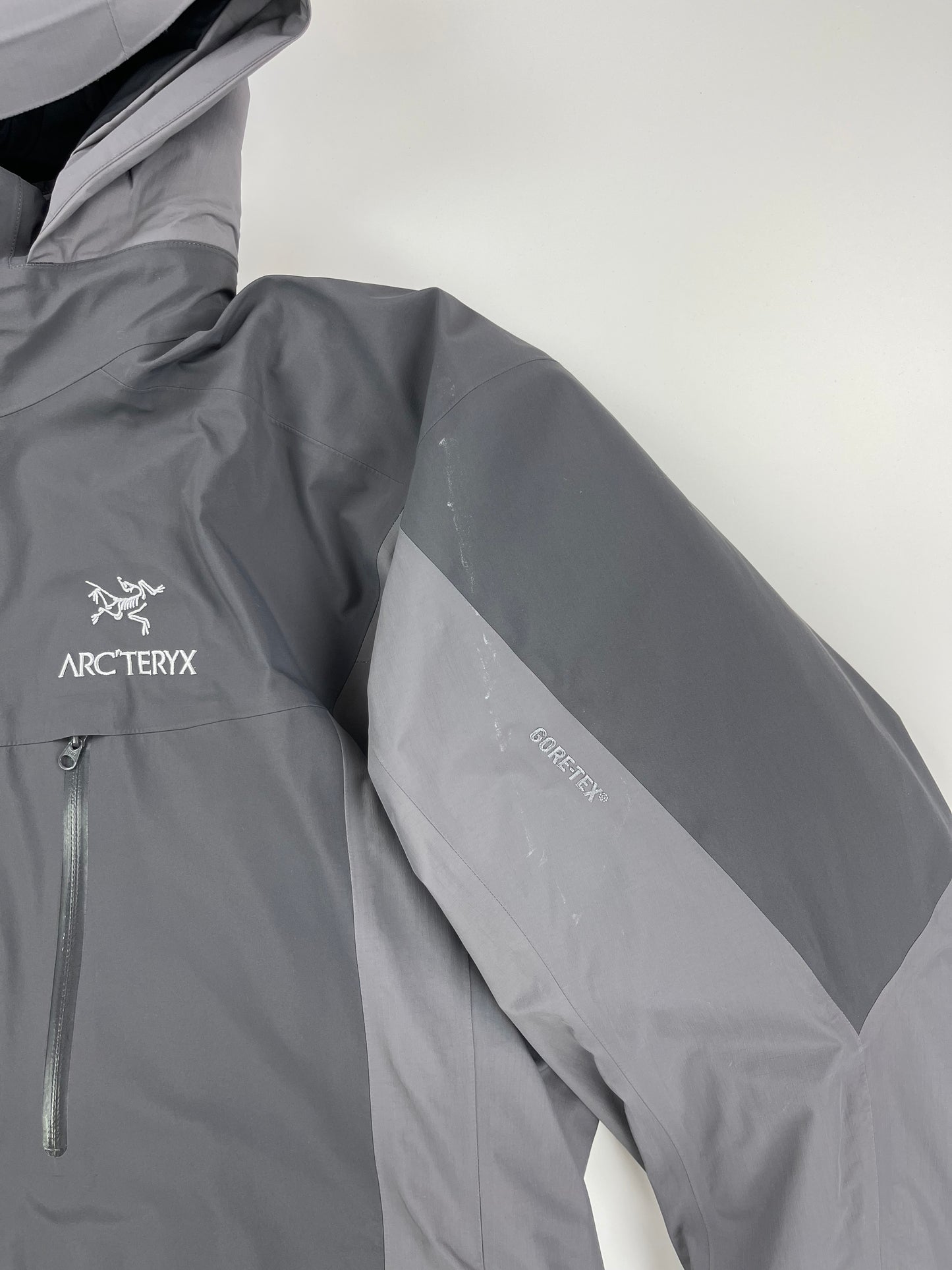 Arc’teryx Fission SV Jacket Anvil Grey Men’s L Large Gore-Tex