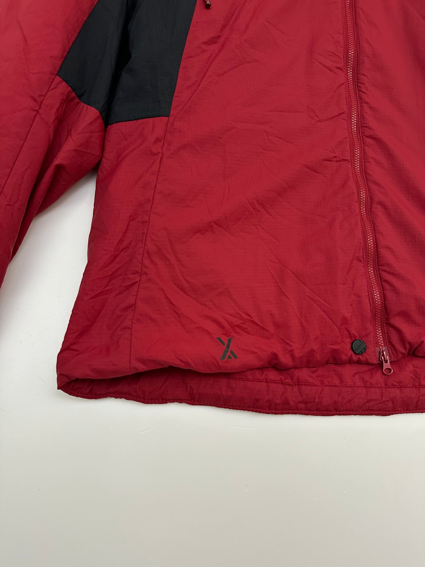Berghaus MTN Seeker MW Synthetic Hoody Men's M Medium Red/Black