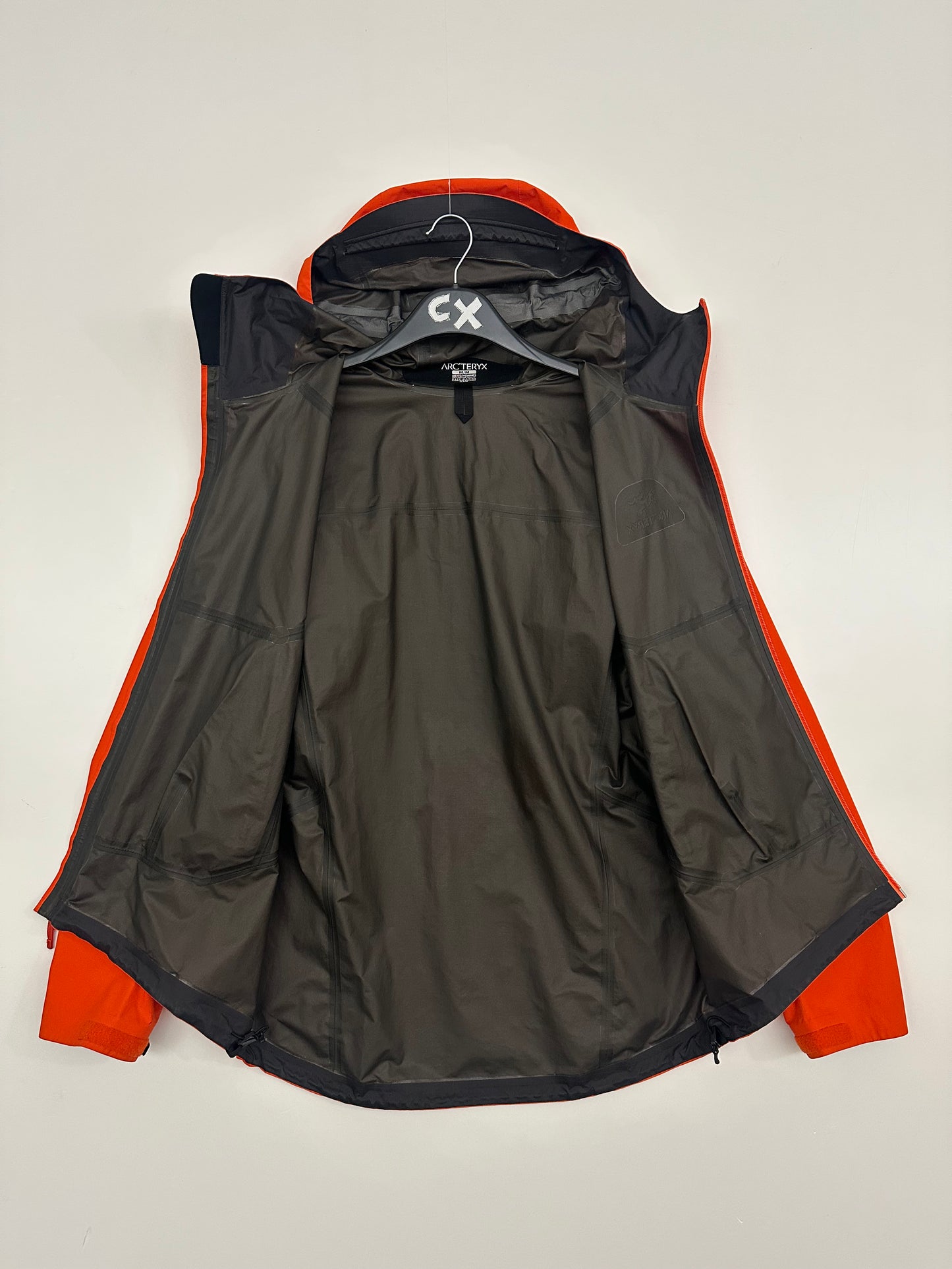 Arc’teryx Zeta SL Jacket Orange Men’s M Medium Gore-Tex