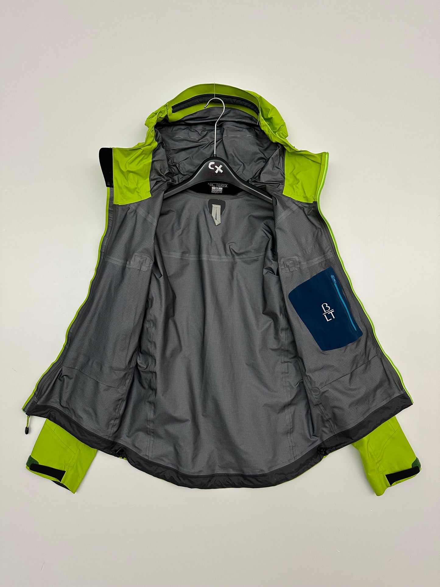 Arc'teryx Beta LT Jacket Green Goretex Pro Men's Small