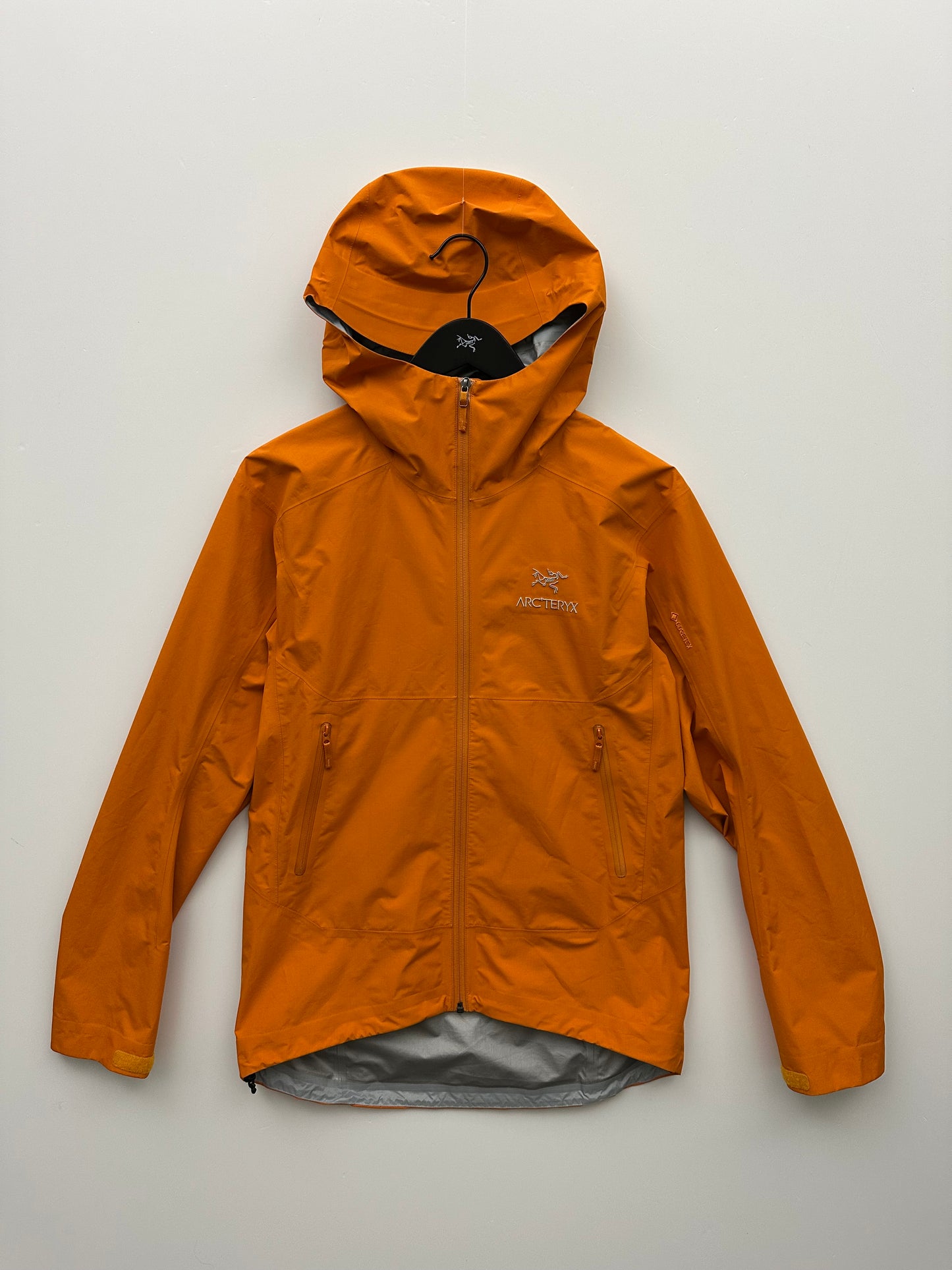 Arc’teryx Zeta SL Jacket Orange Men’s S Small Gore-Tex