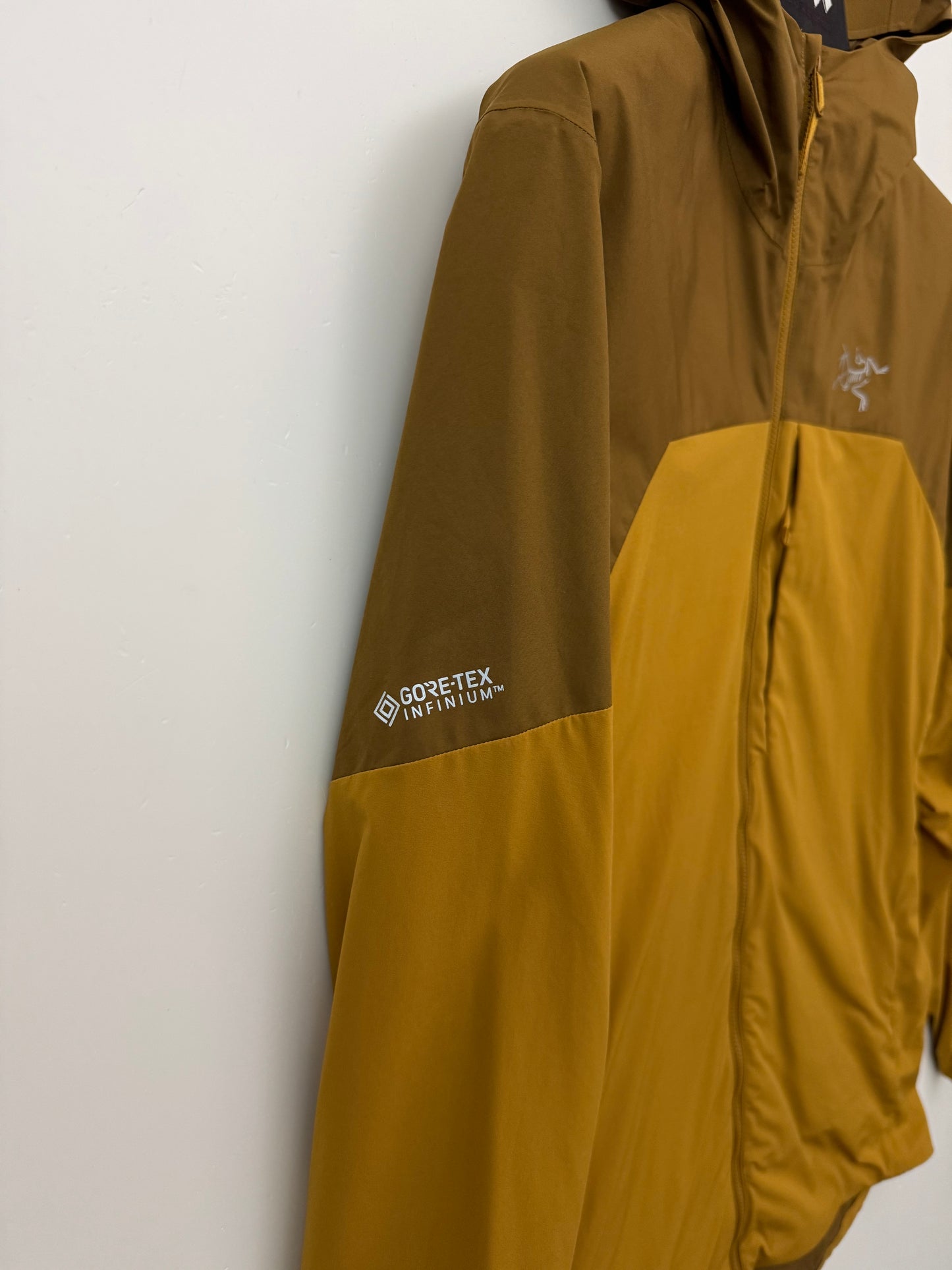 Arc'teryx Proton Hybrid Hoody Men's M Yukon Relic Gore-Tex Infinium