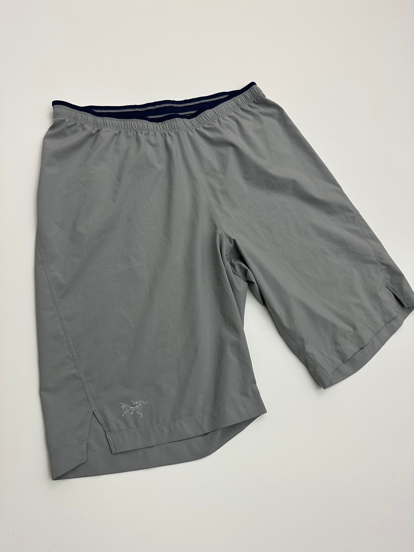 Arc’teryx Incendo Shorts Grey Men’s M Medium