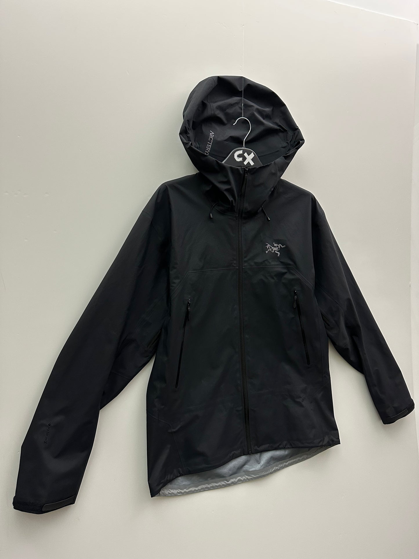Arc’teryx Beta Lightweight Jacket Black Men’s L Large Gore-Tex RECCO