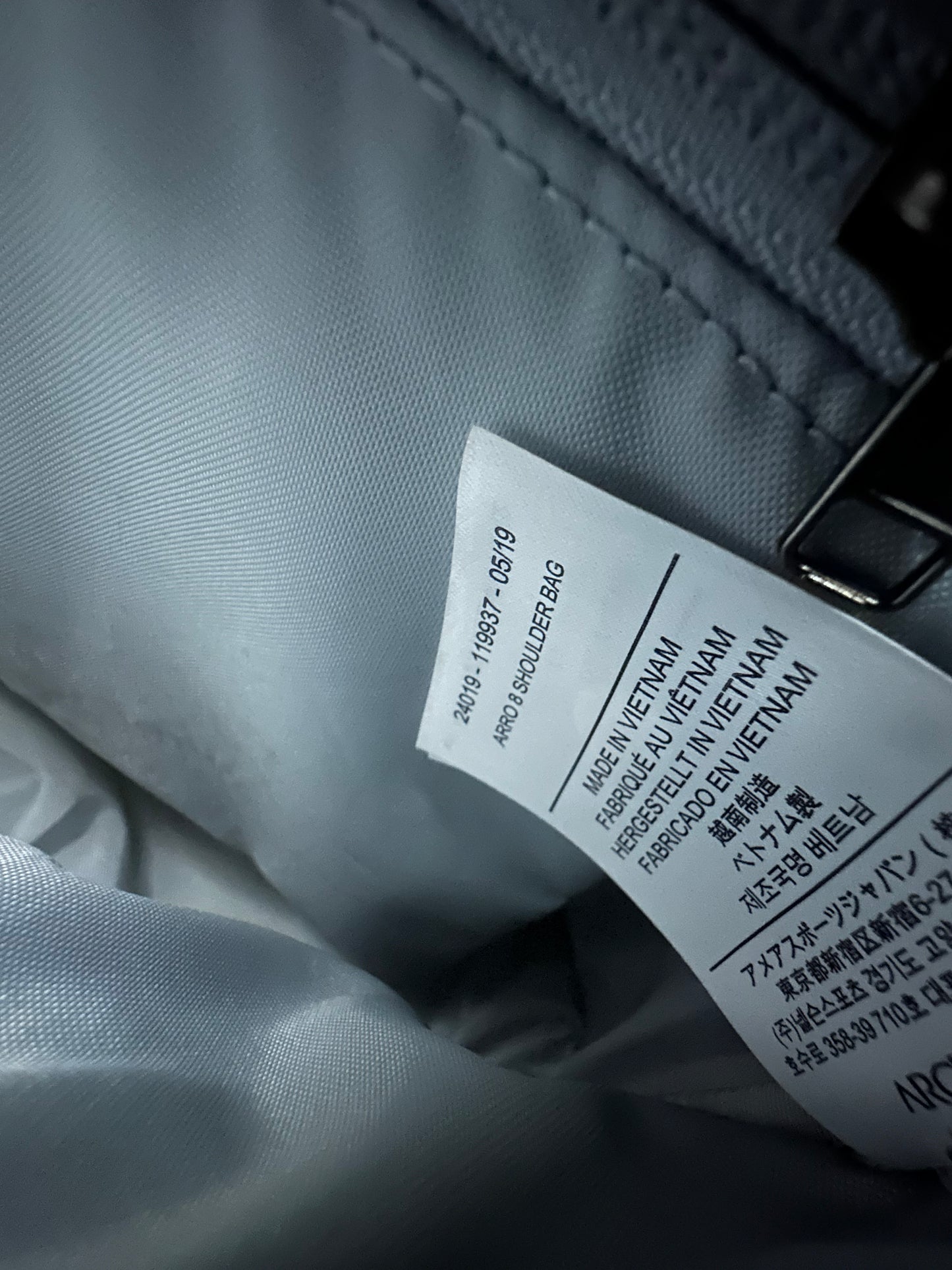 Arc’teryx Arro 8 Shoulder Bag 24K Black