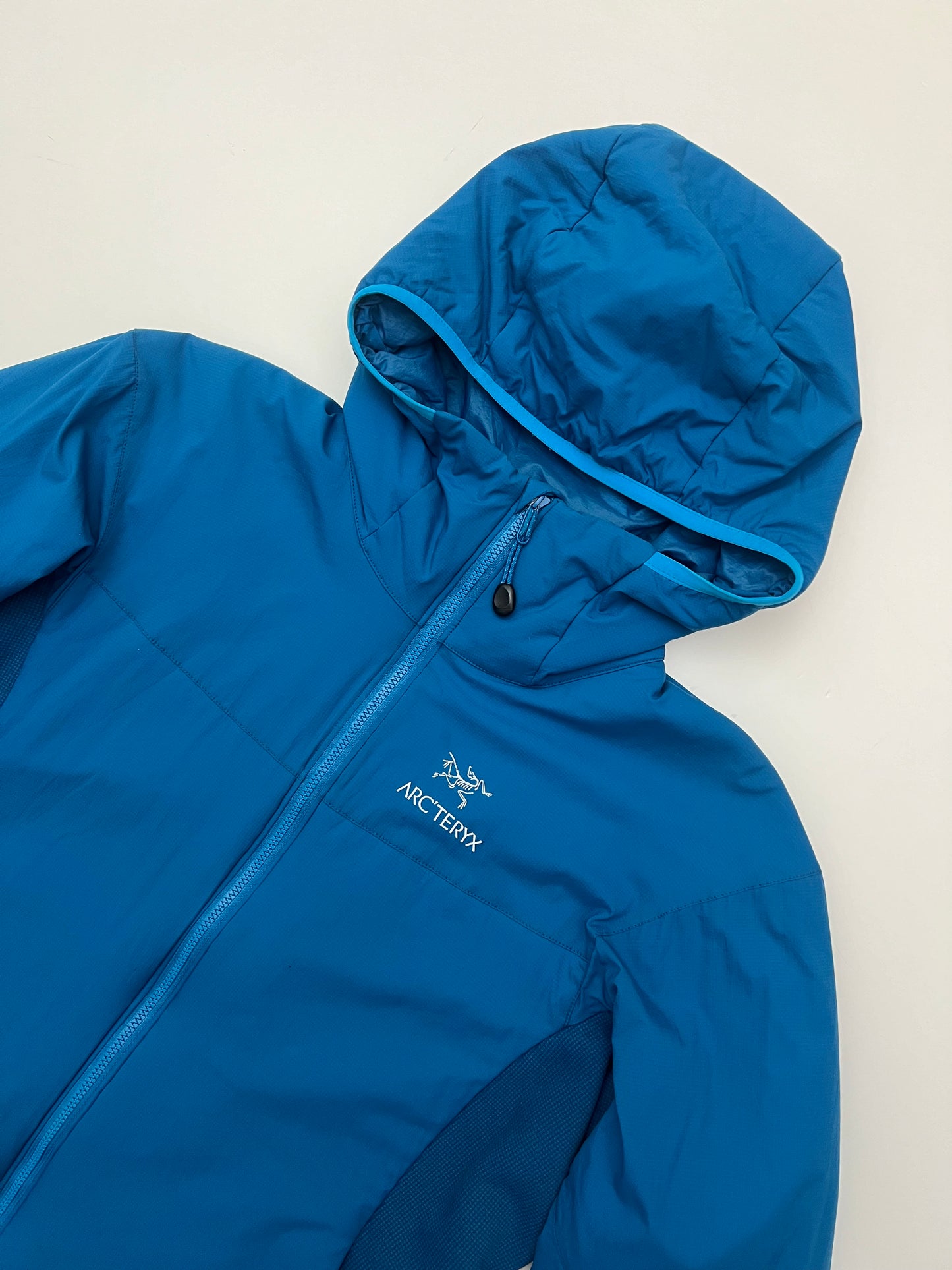 Arc’teryx Atom LT Hoody Blue Women’s L Large