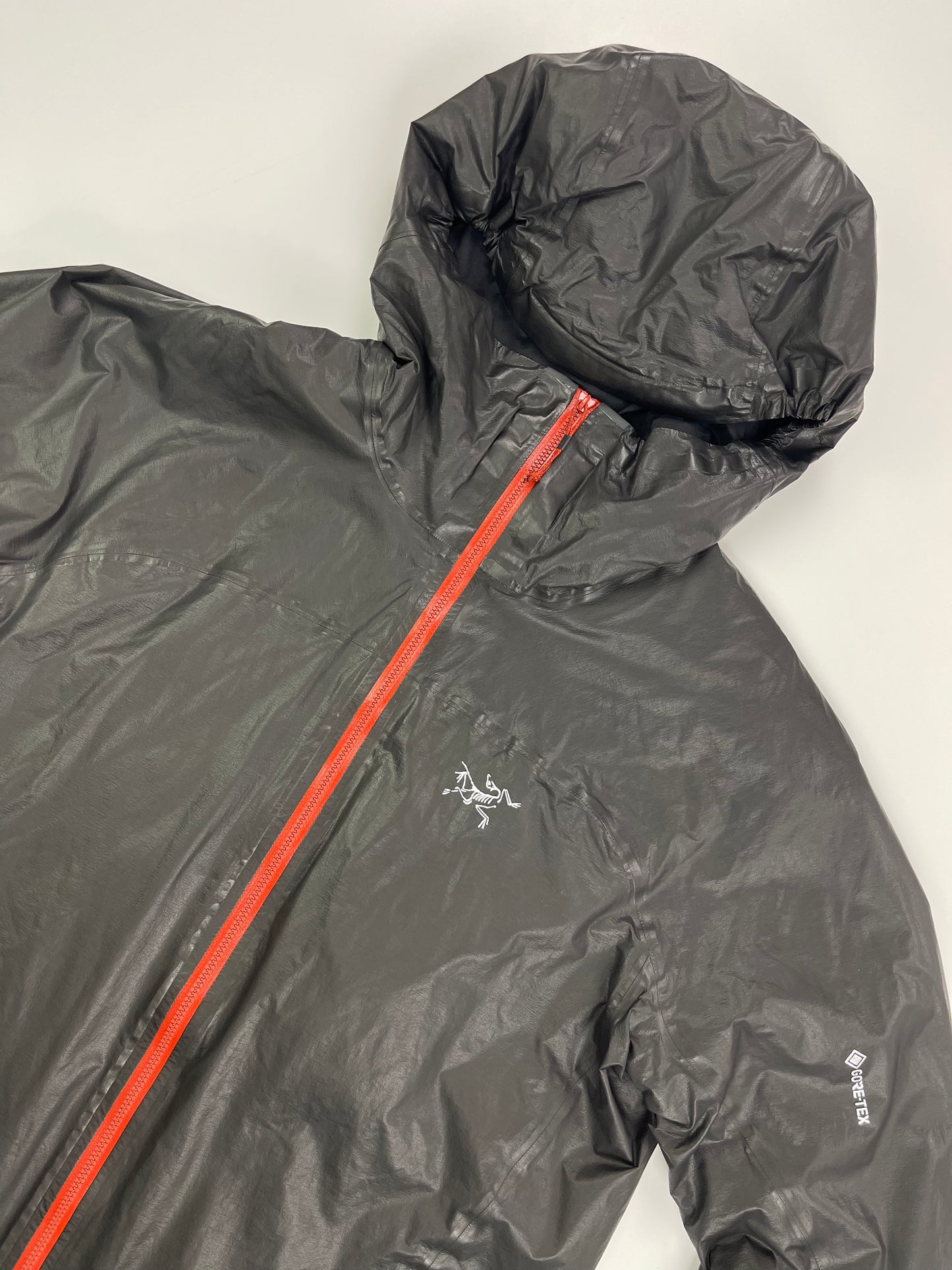 Arc’teryx Norvan SL Insulated Hoody Black M Medium Gore-Tex