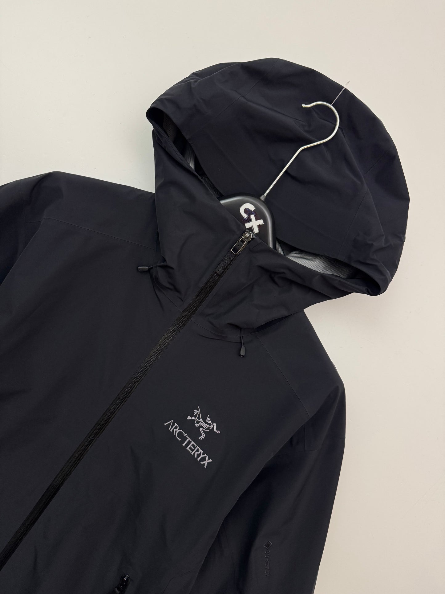 Arc’teryx Beta LT Jacket Black Men’s M Medium Gore-Tex