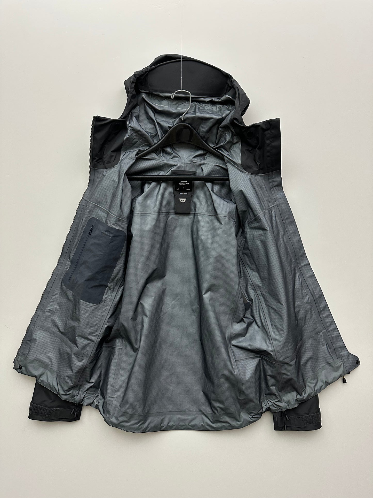 Mountain Equipment Lhotse Jacket Anvil Grey / Black Men's M Gore-Tex Pro