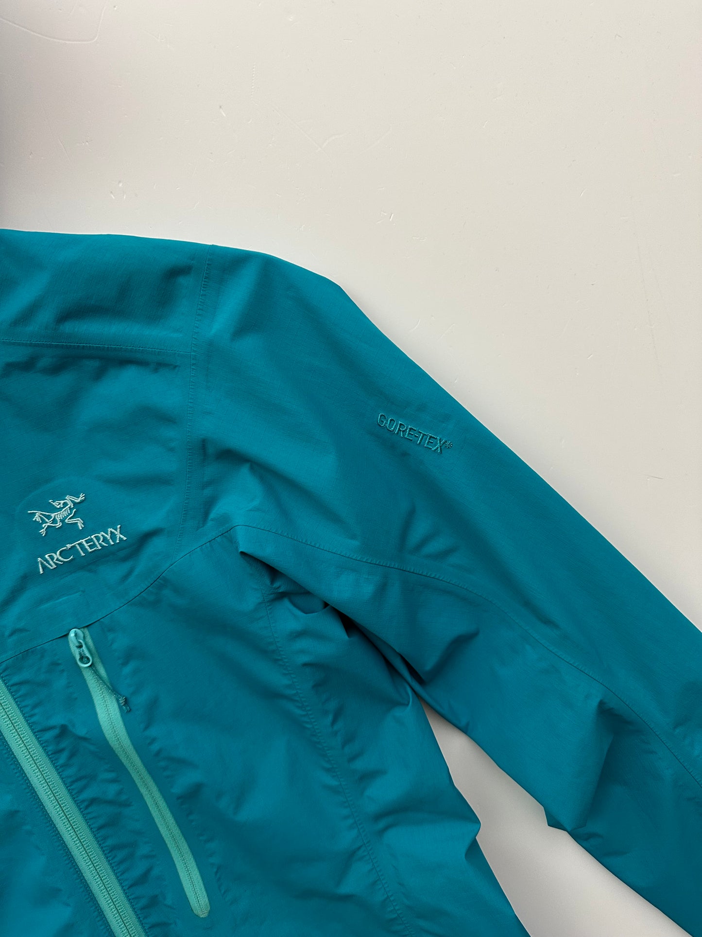 Arc’teryx Alpha SL Jacket Blue Women’s S Small Gore-Tex