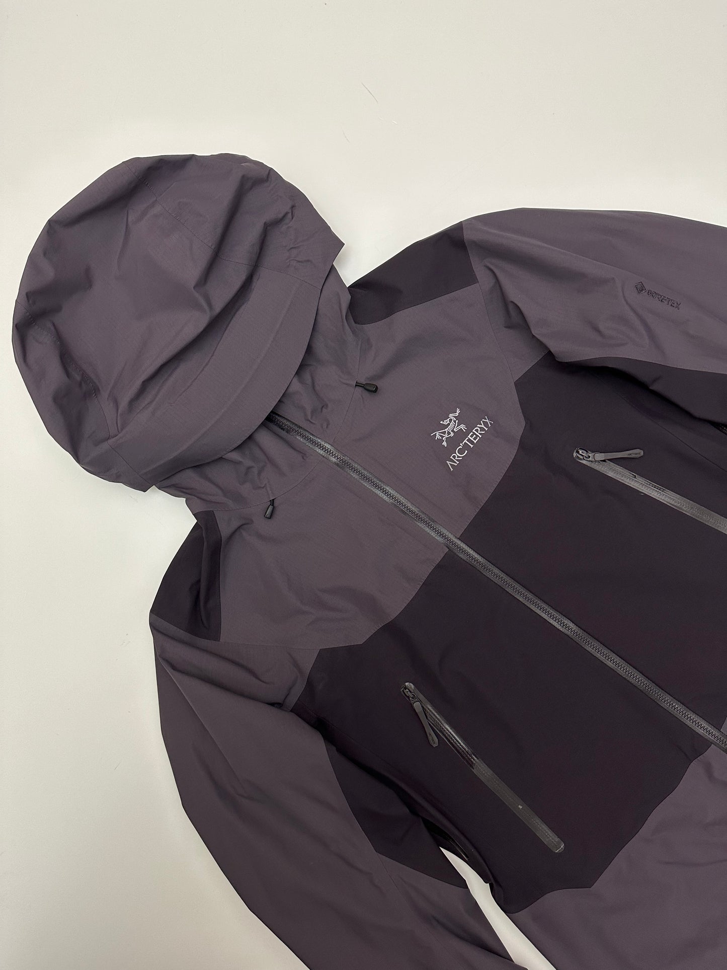 Arc’teryx Beta SL Hybrid Jacket Whiskey Jack Purple Women’s M Medium Gore-Tex