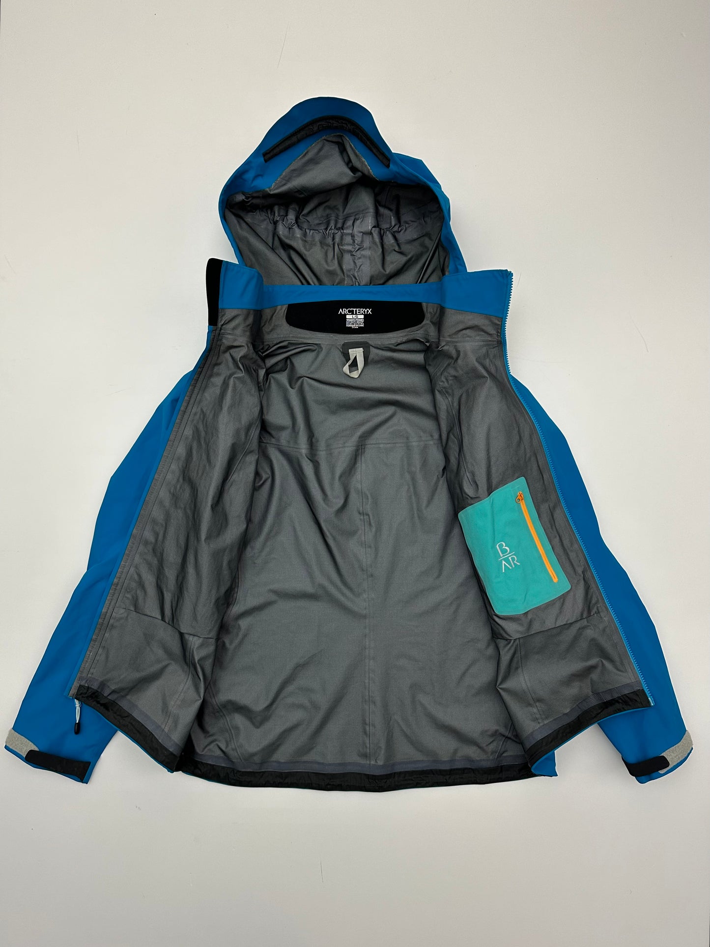 Arc'teryx Beta AR Jacket Bondi Blue Women's L Large Gore-Tex Pro