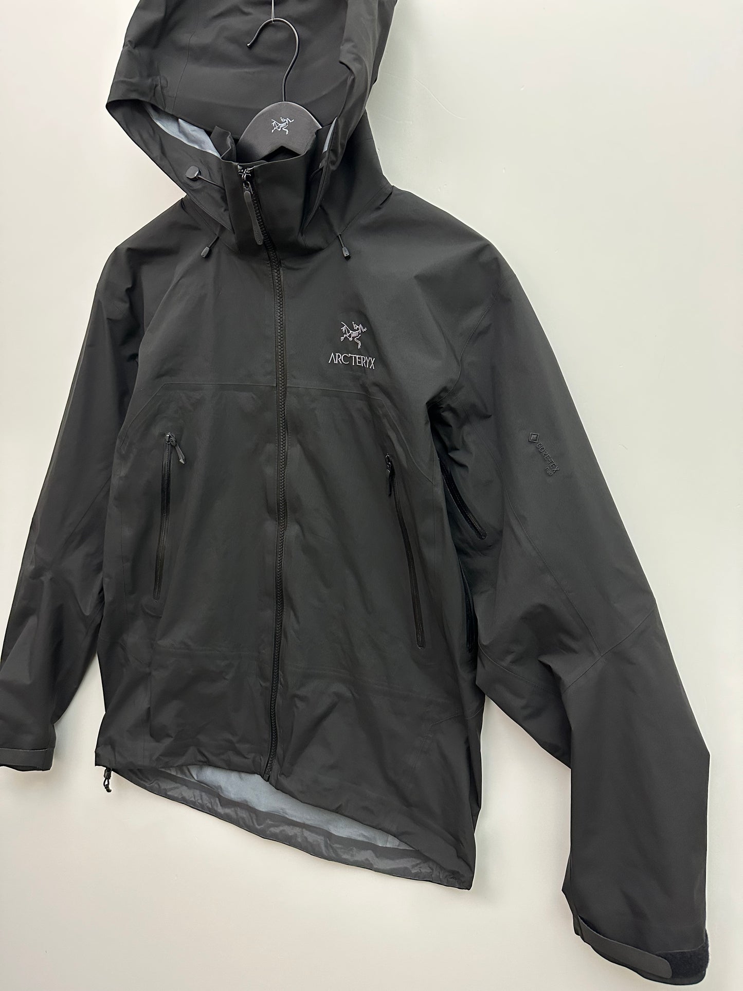 Arc’teryx Beta AR Jacket Black Men’s M Medium Gore-Tex Pro RECCO