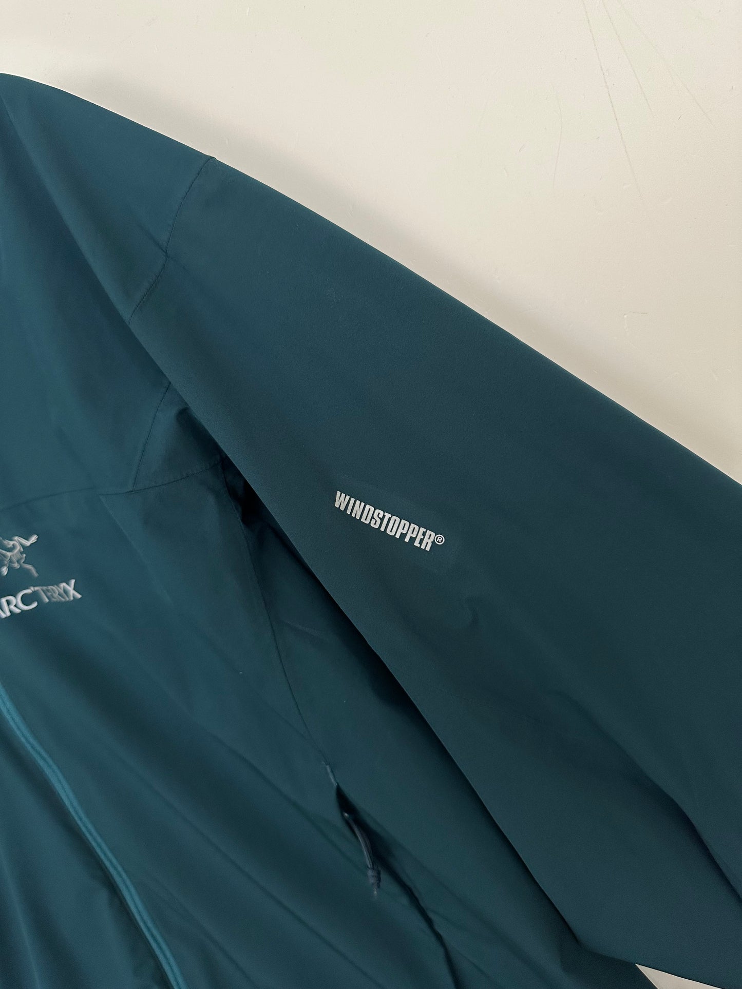 Arc’teryx Solano Jacket Blue Men’s XL Extra Large Gore-Tex Windstopper