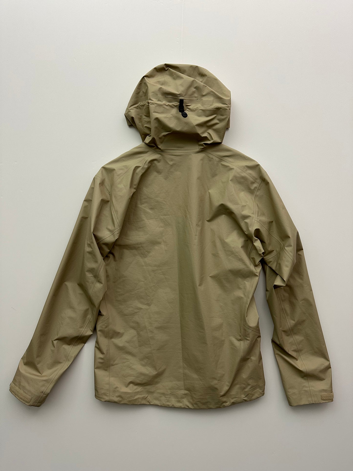 Arc’teryx Beta Jacket Wicker Men’s M Medium Gore-Tex