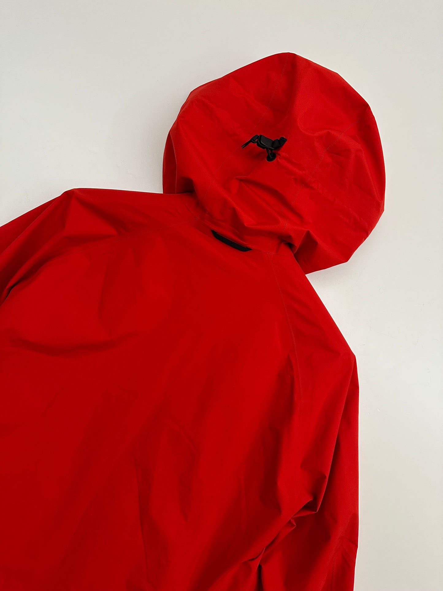 Peak Performance Commuter Shell Jacket Men's L Large Vibrant Red Gore-Tex
