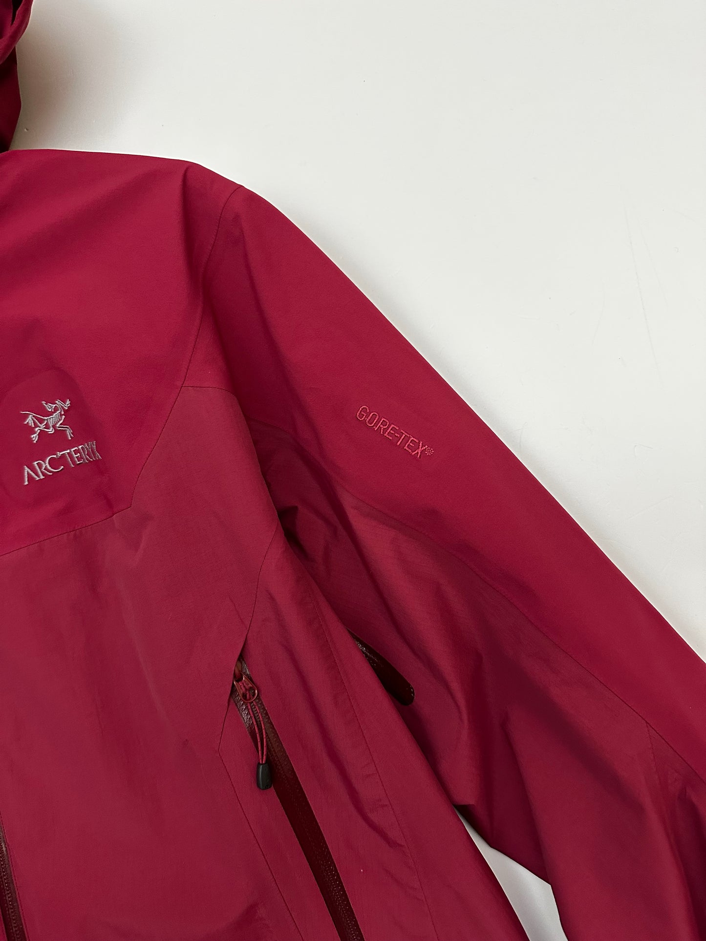 Arc’teryx Zeta LT Hybrid Jacket Red Women’s L Large Gore-Tex