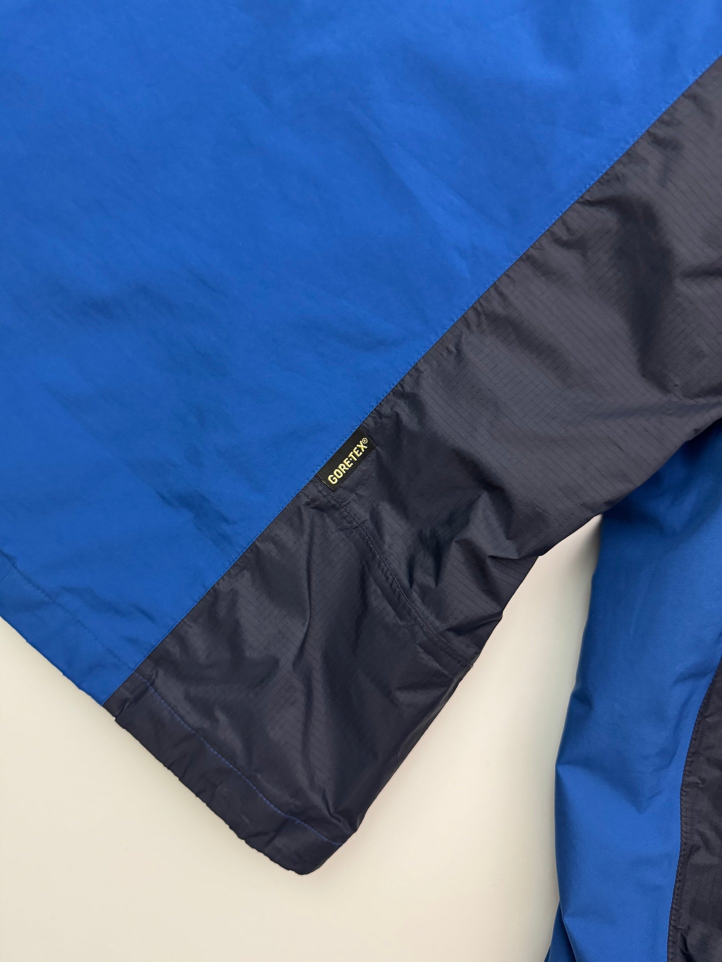Montbell Rain Trekker Gore-Tex Jacket Men’s S Small Blue