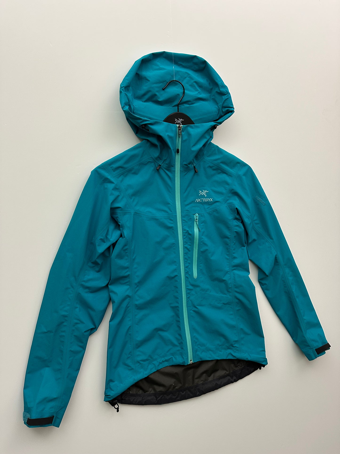 Arc’teryx Alpha SL Jacket Blue Women’s S Small Gore-Tex