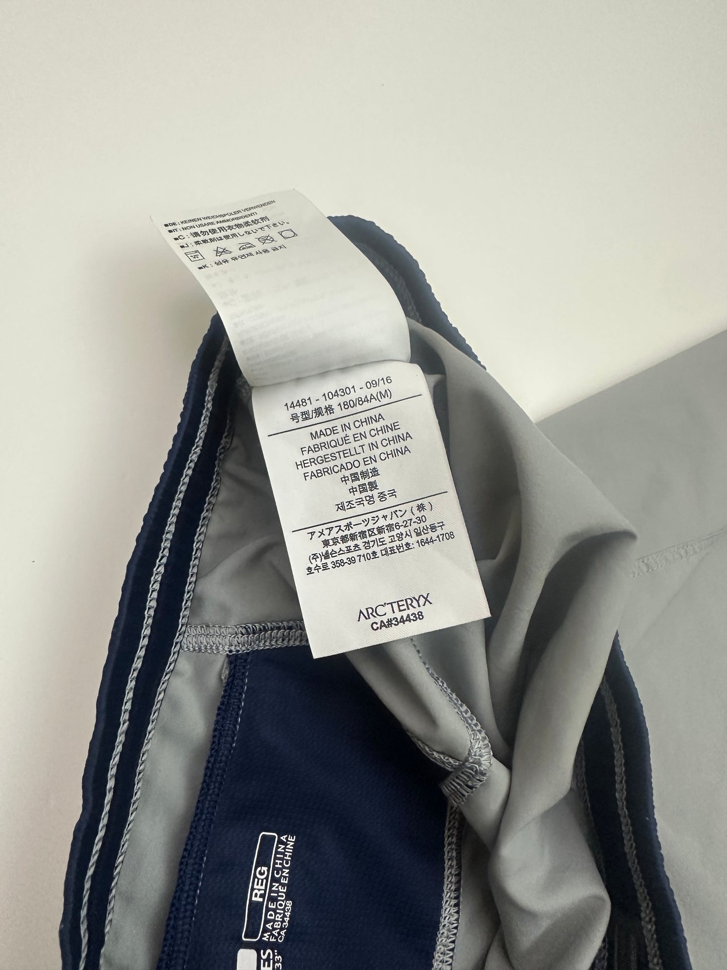 Arc’teryx Incendo Shorts Grey Men’s M Medium