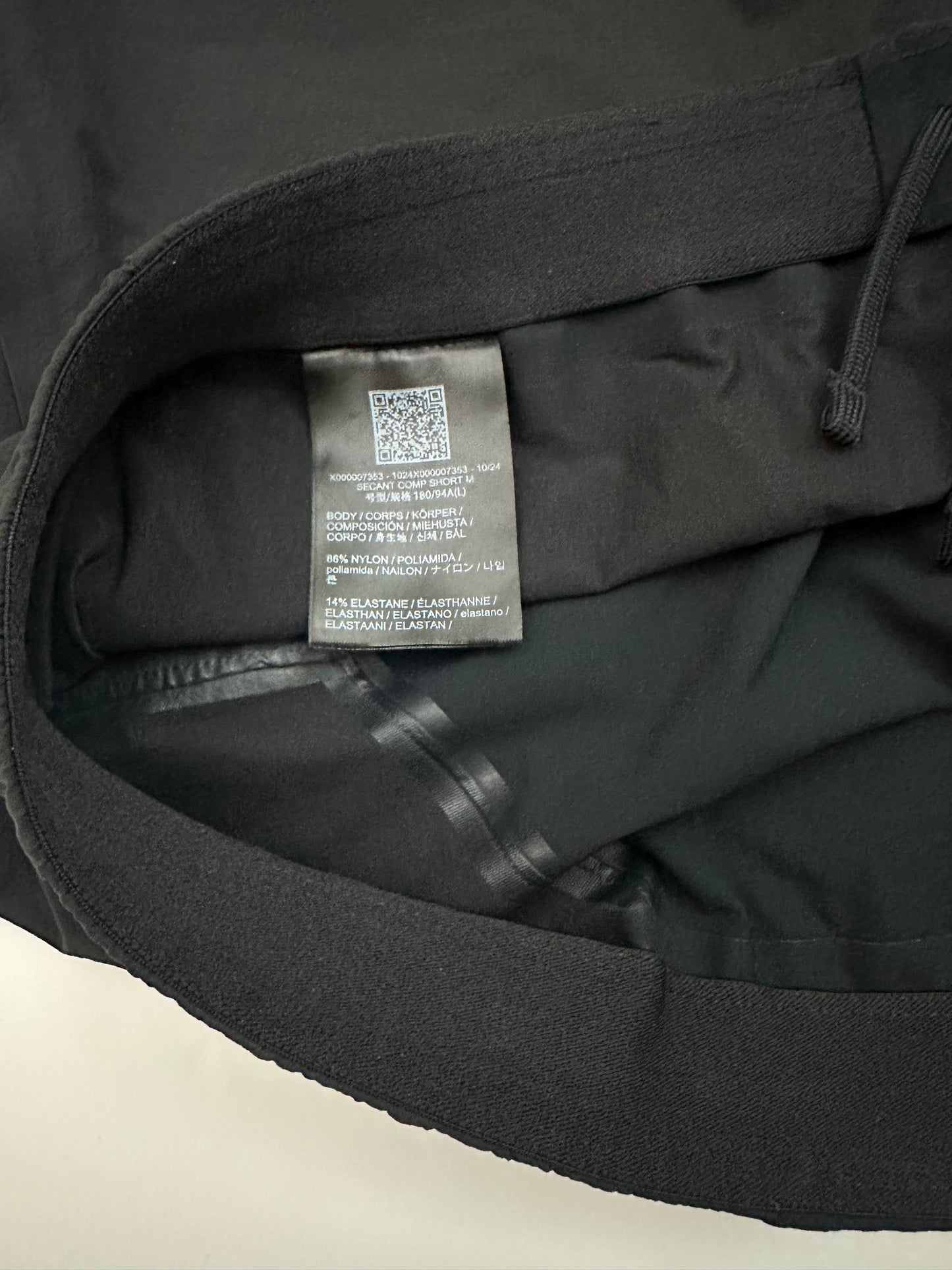 Arc’teryx Veilance Secant Comp Shorts Black Men’s L Large