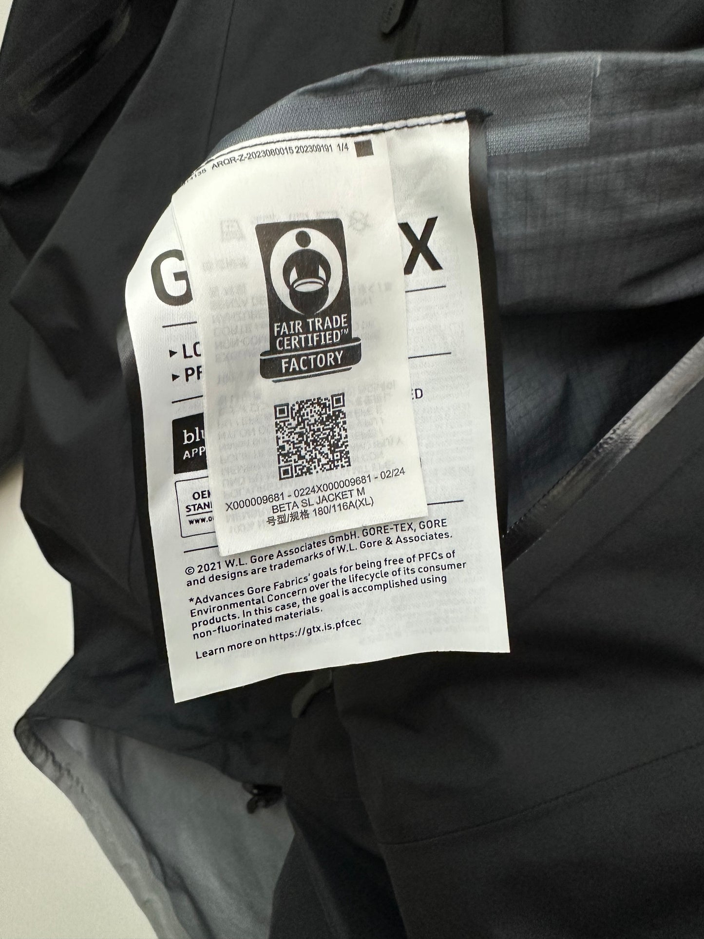 Arc’teryx Beta SL Jacket Black Men’s XL Extra Large Gore-Tex RECCO