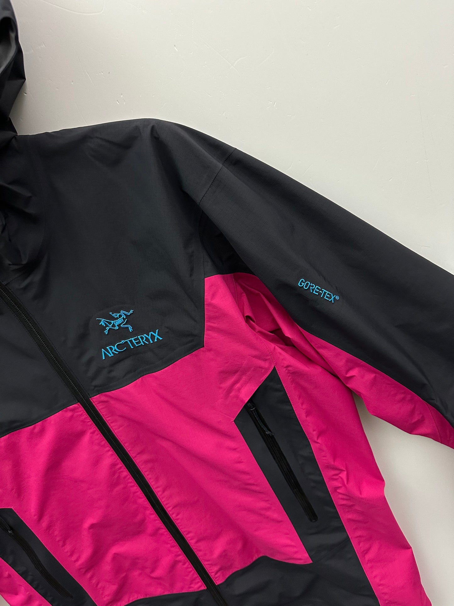 Arc’teryx x Concepts Beta SL Jacket Black Argon Men’s M Medium Gore-Tex