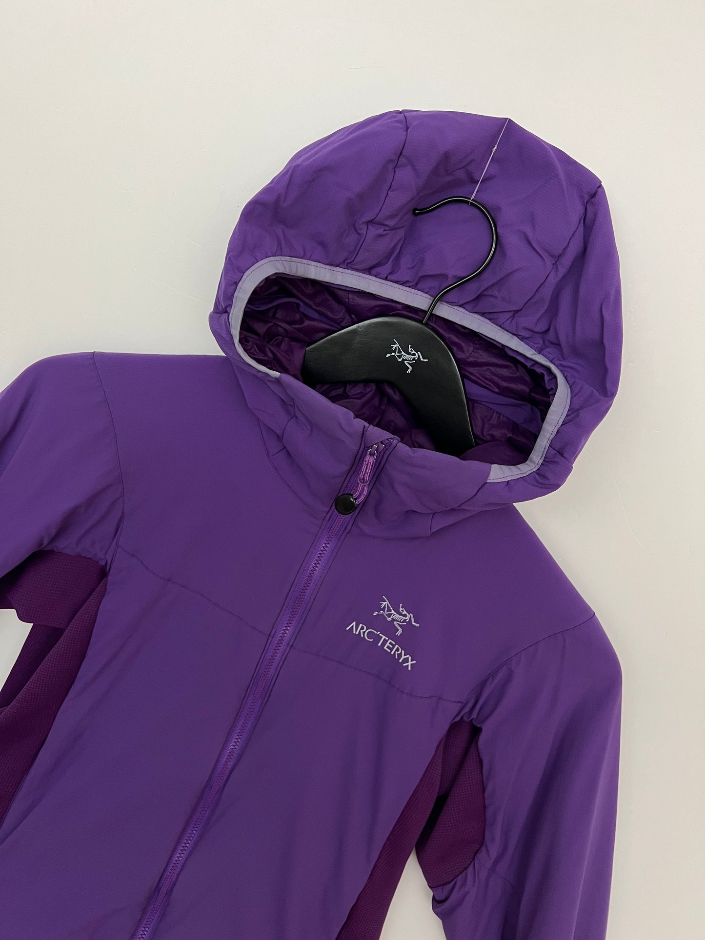 Arc’teryx Atom LT Hoody Purple Women’s XS Extra Small