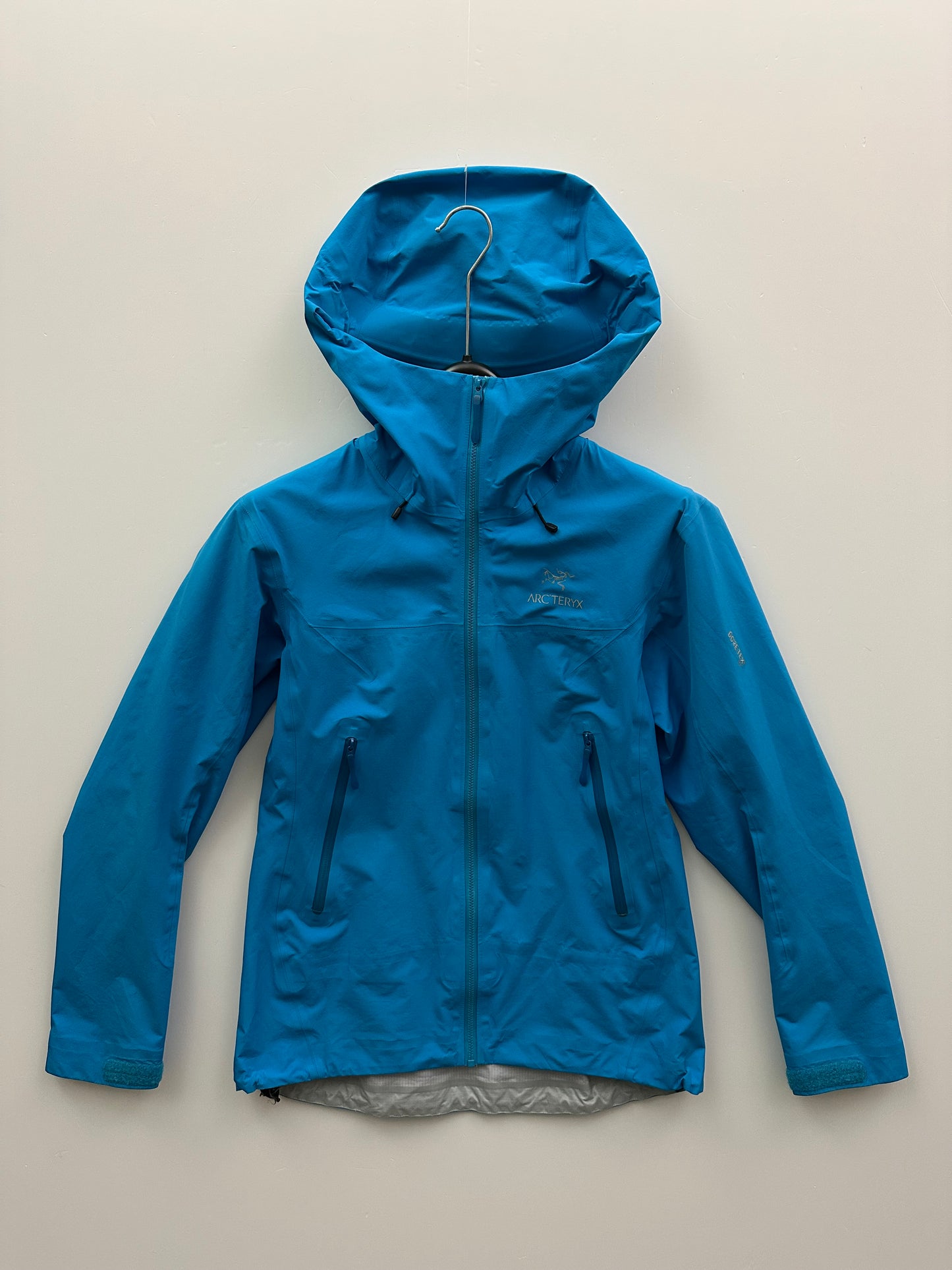 Arc'teryx Beta LT Jacket Blue Women's S Small Gore-Tex Pro