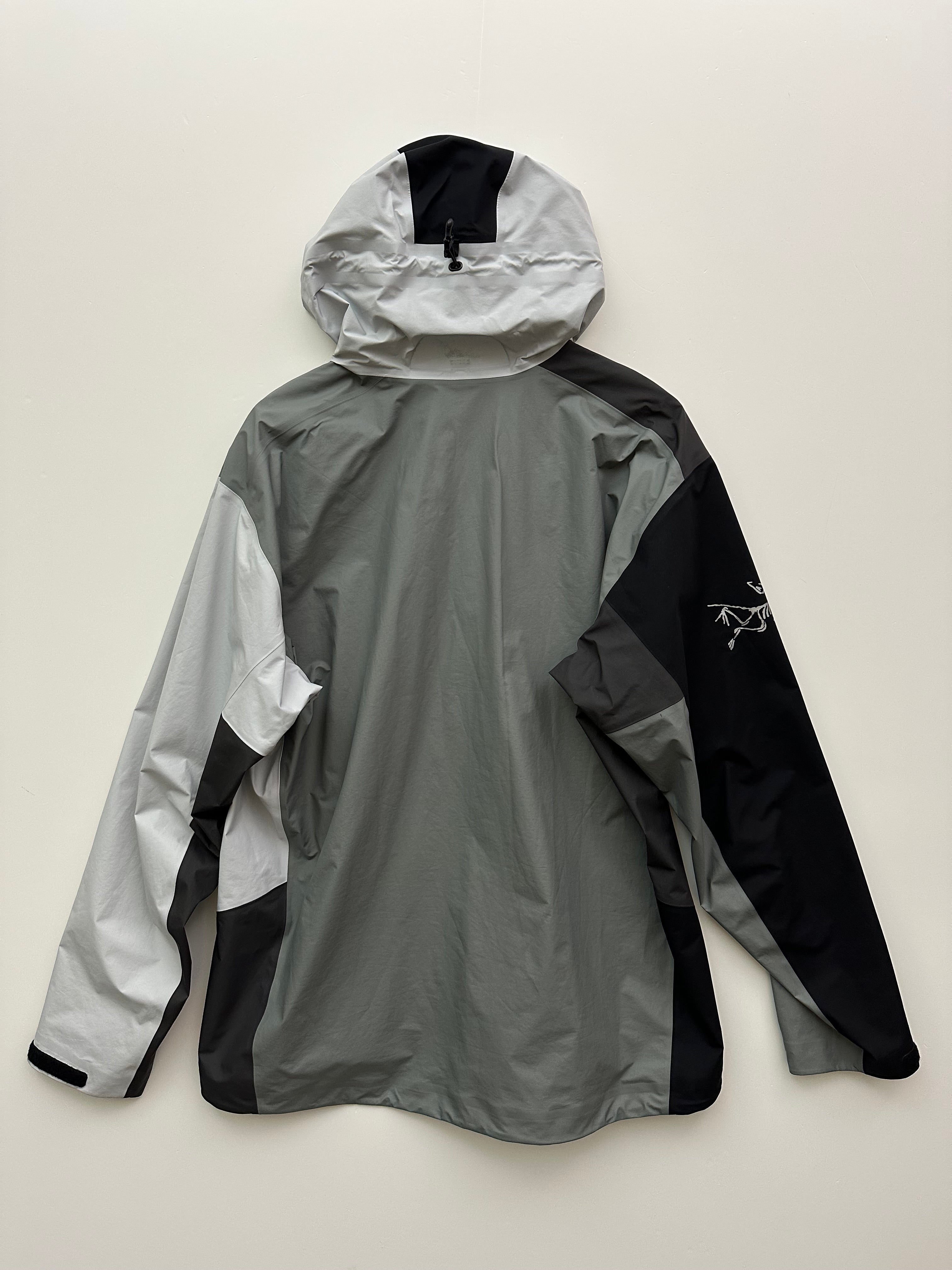 Arc'teryx x Beams Beta Jacket Tranquil Men's XXL / Gore-Tex – Chamonyx