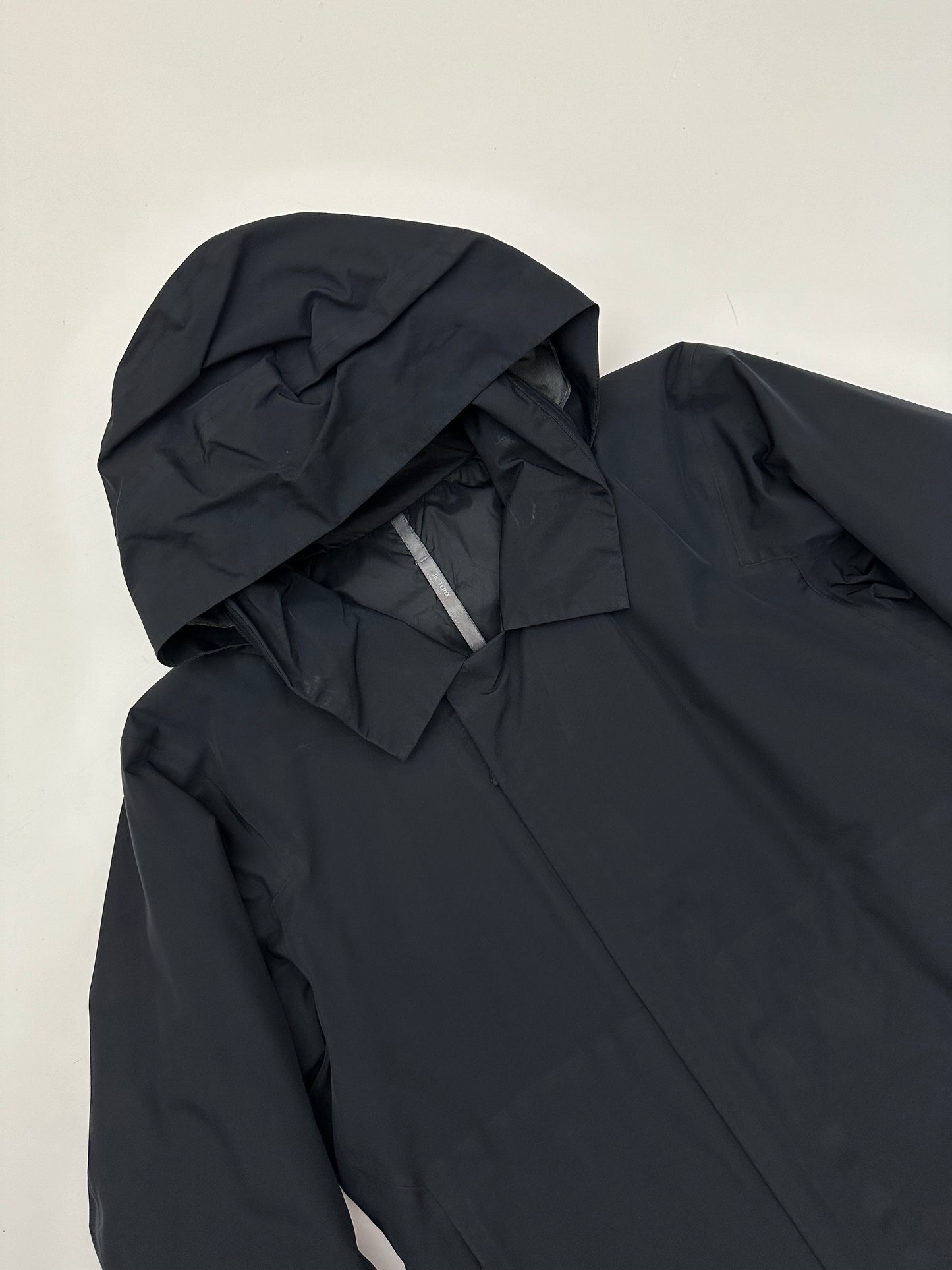 Arc’teryx Galvanic IS Coat Dark Navy Men’s S Small Gore-Tex Pro