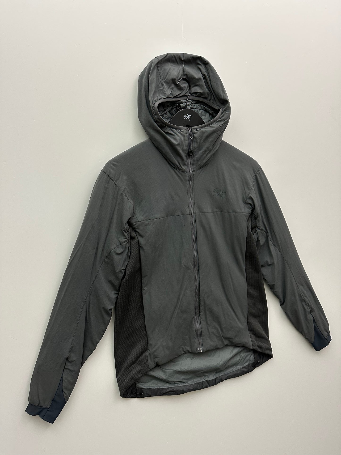 Arc’teryx LEAF Atom LT Hoody Gen1 Wolf Grey Men’s S Small