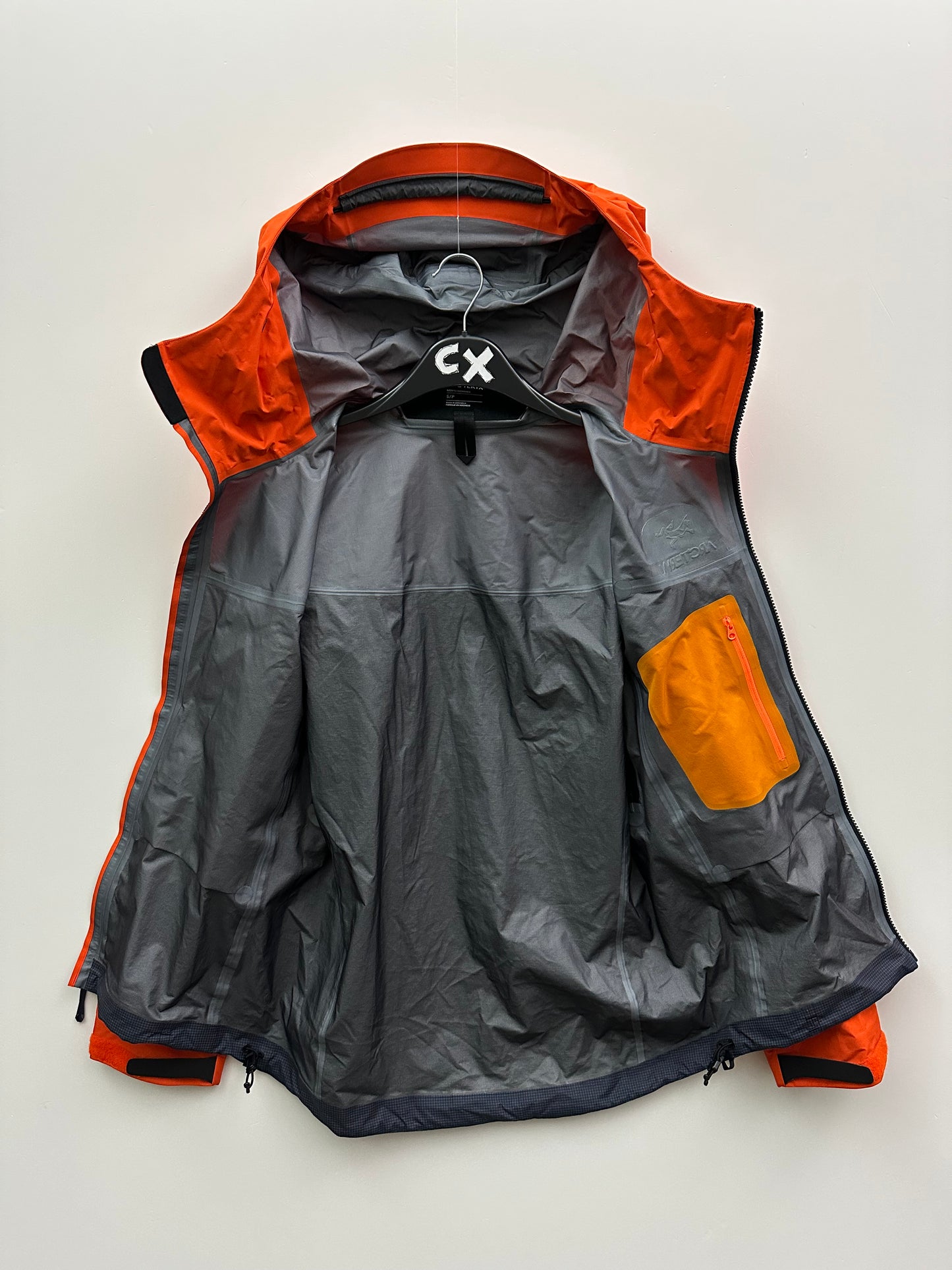 Arc’teryx Alpha Jacket Phenom / Black Sapphire Men’s S Small Gore-Tex Pro RECCO