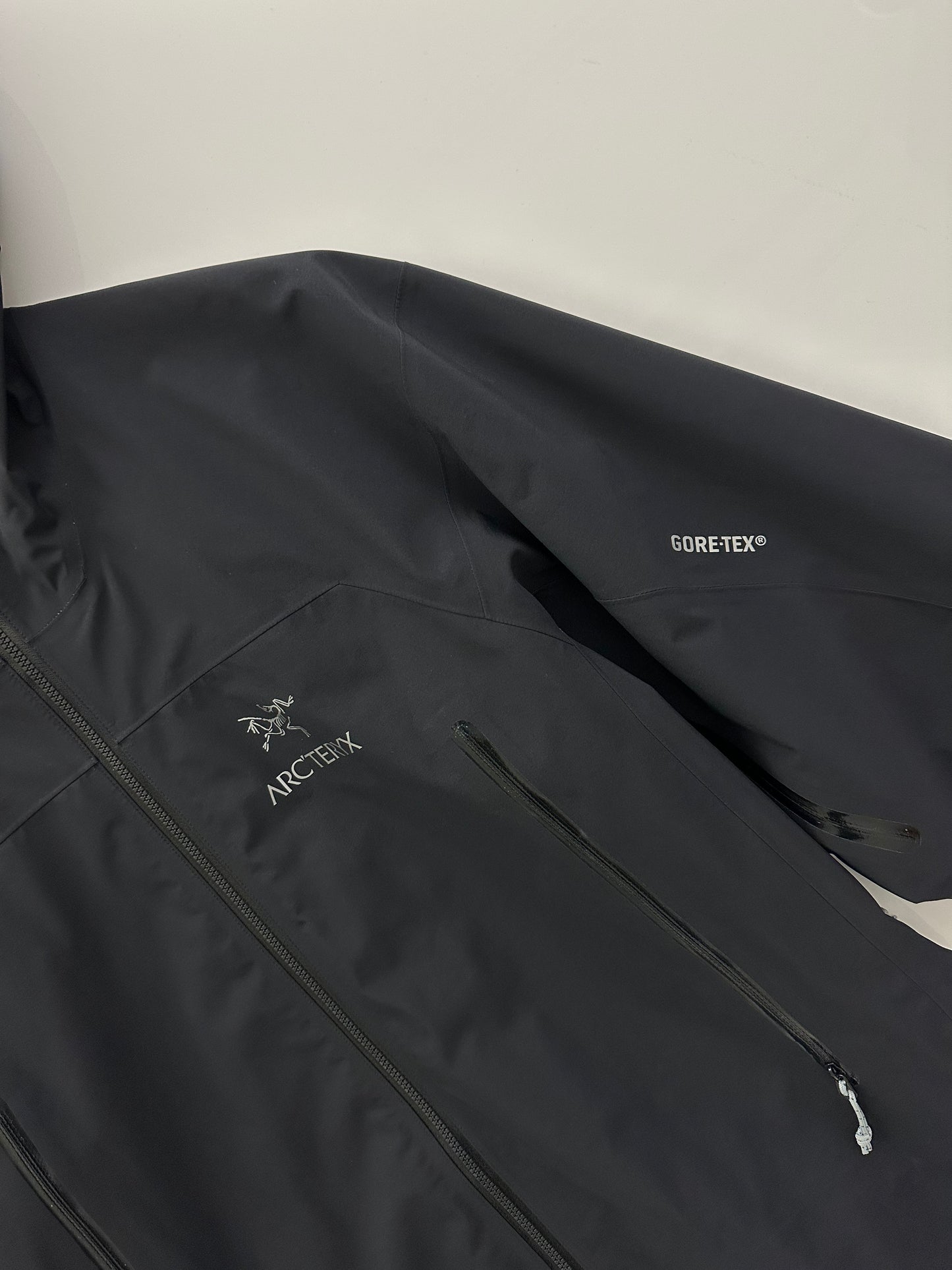 Arc’teryx Zeta AR Jacket Black Men’s M Medium Gore-Tex