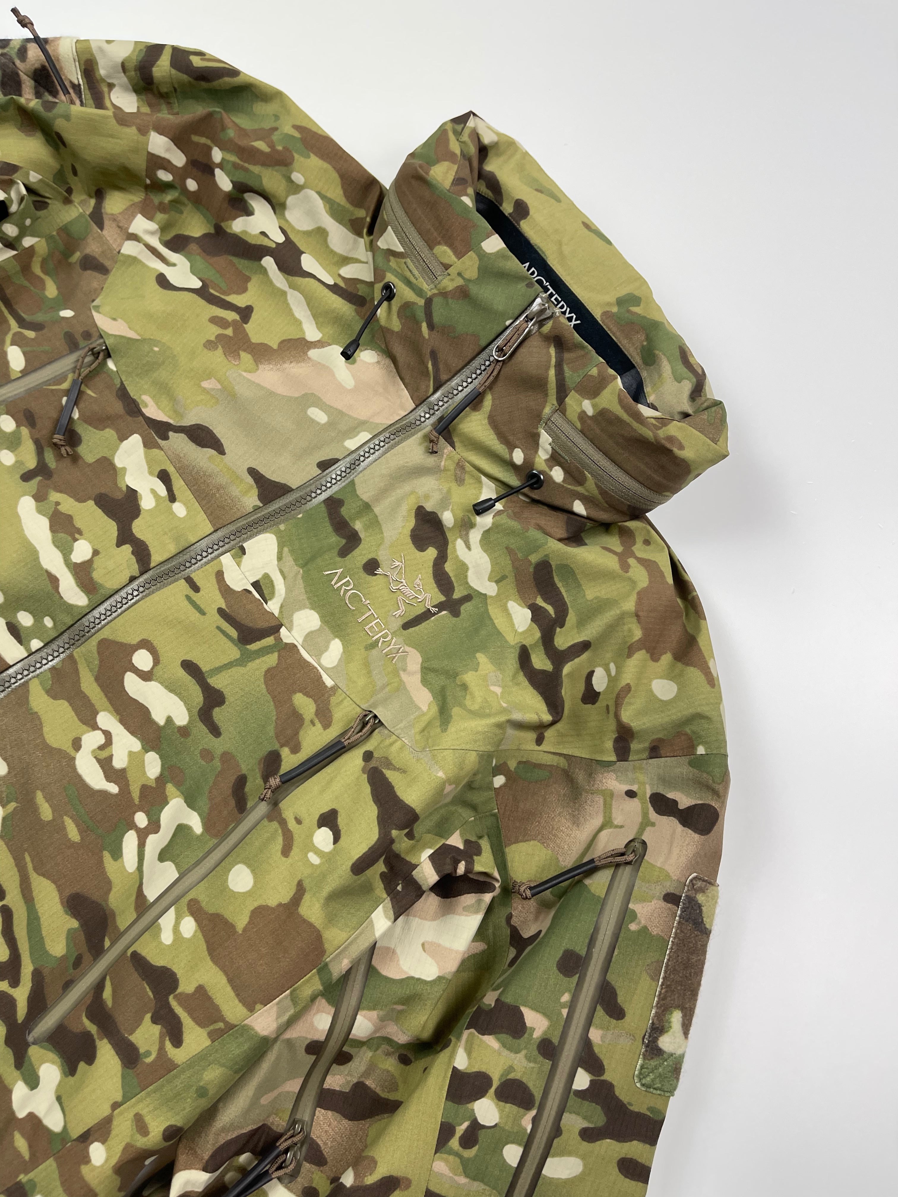 Arc’teryx LEAF Alpha Jacket Gen 1 Men's M Medium Multicam Gore-Tex