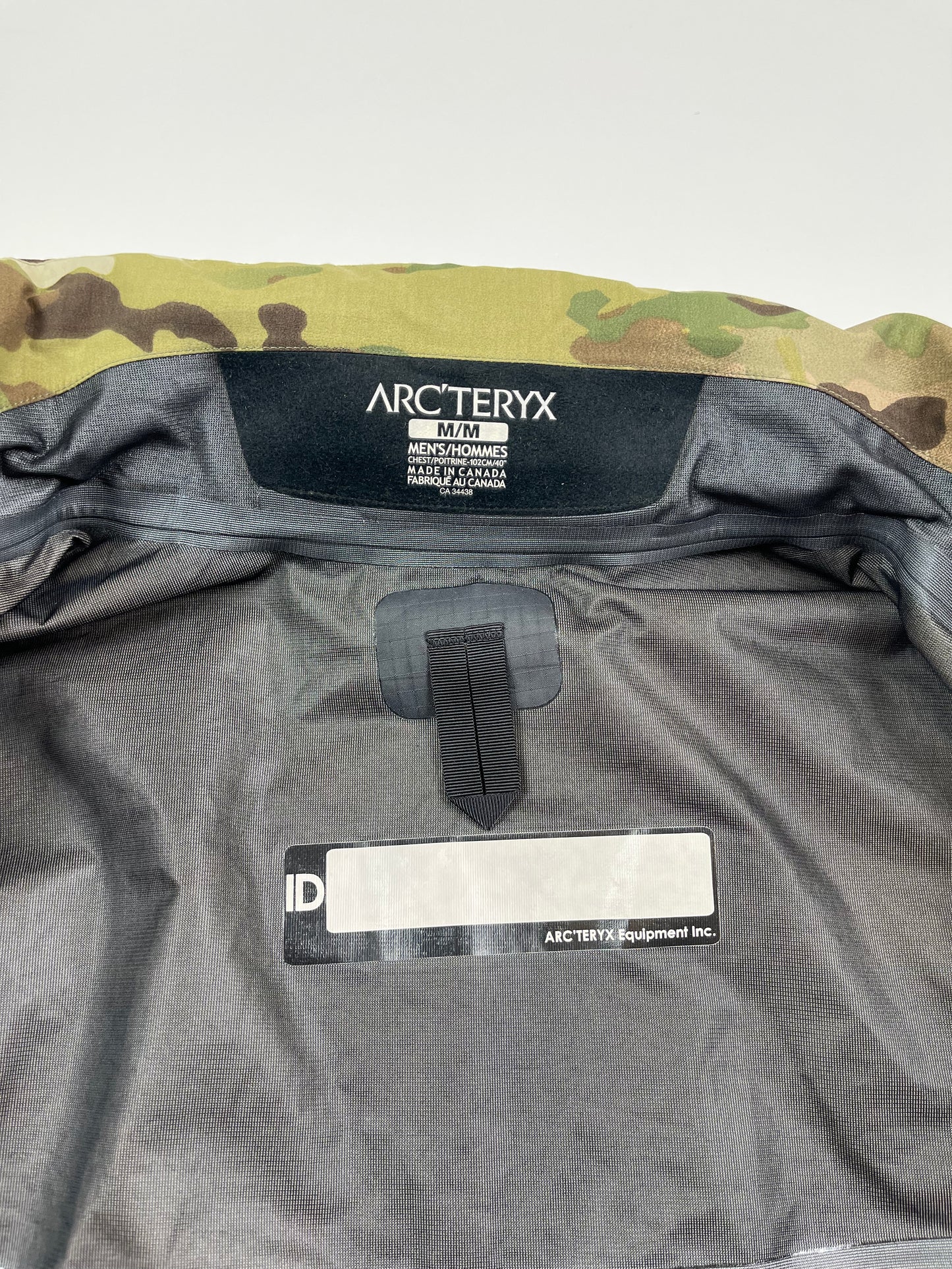 Arc’teryx LEAF Alpha Jacket Gen 1 Men's M Medium Multicam Gore-Tex