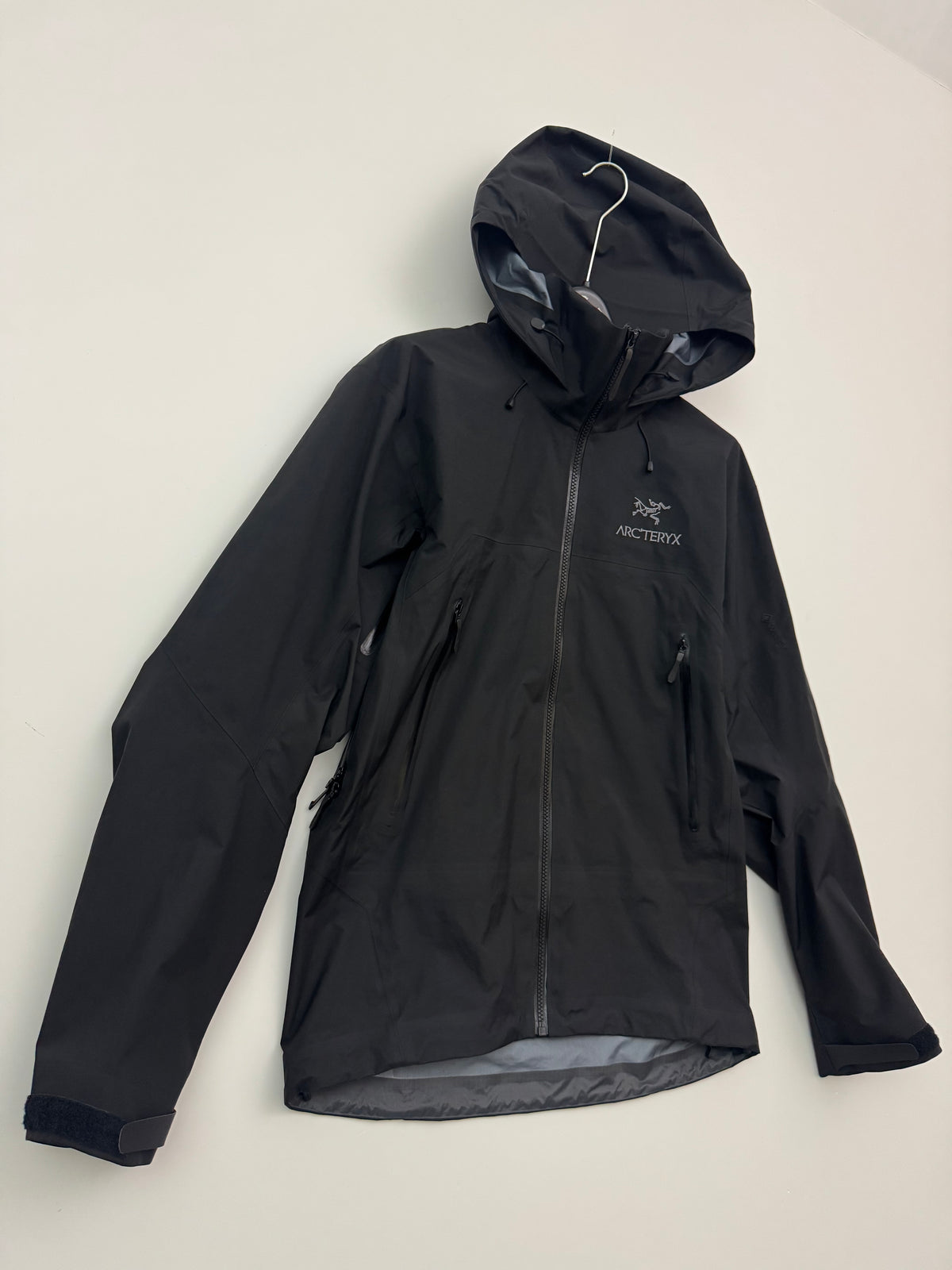 Arc’teryx Beta AR Jacket Black Men’s S Small Gore-Tex Pro RECCO