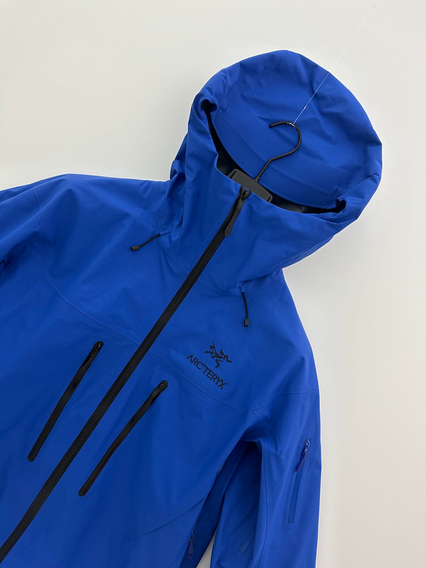 Arc’teryx Alpha SV Jacket Vitality Men’s L Large Gore-Tex Pro RECCO