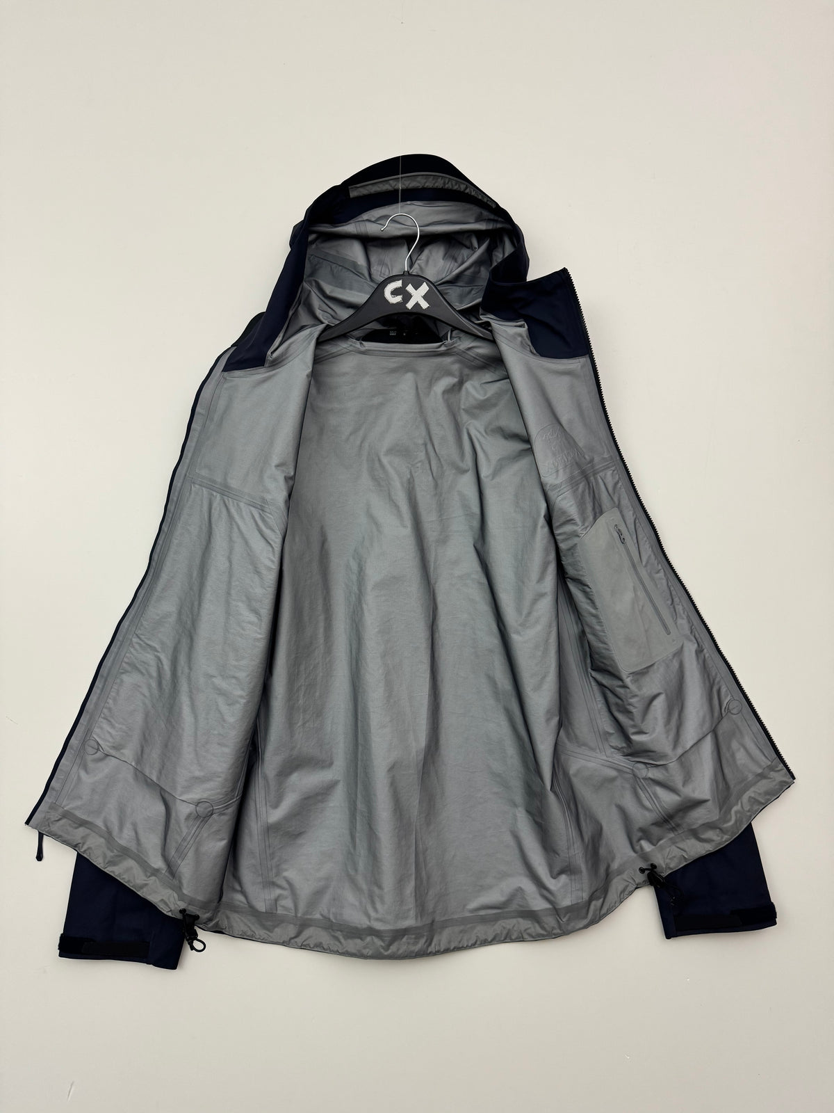 Arc’teryx Beta Jacket Black Sapphire Men's M Medium Gore-Tex