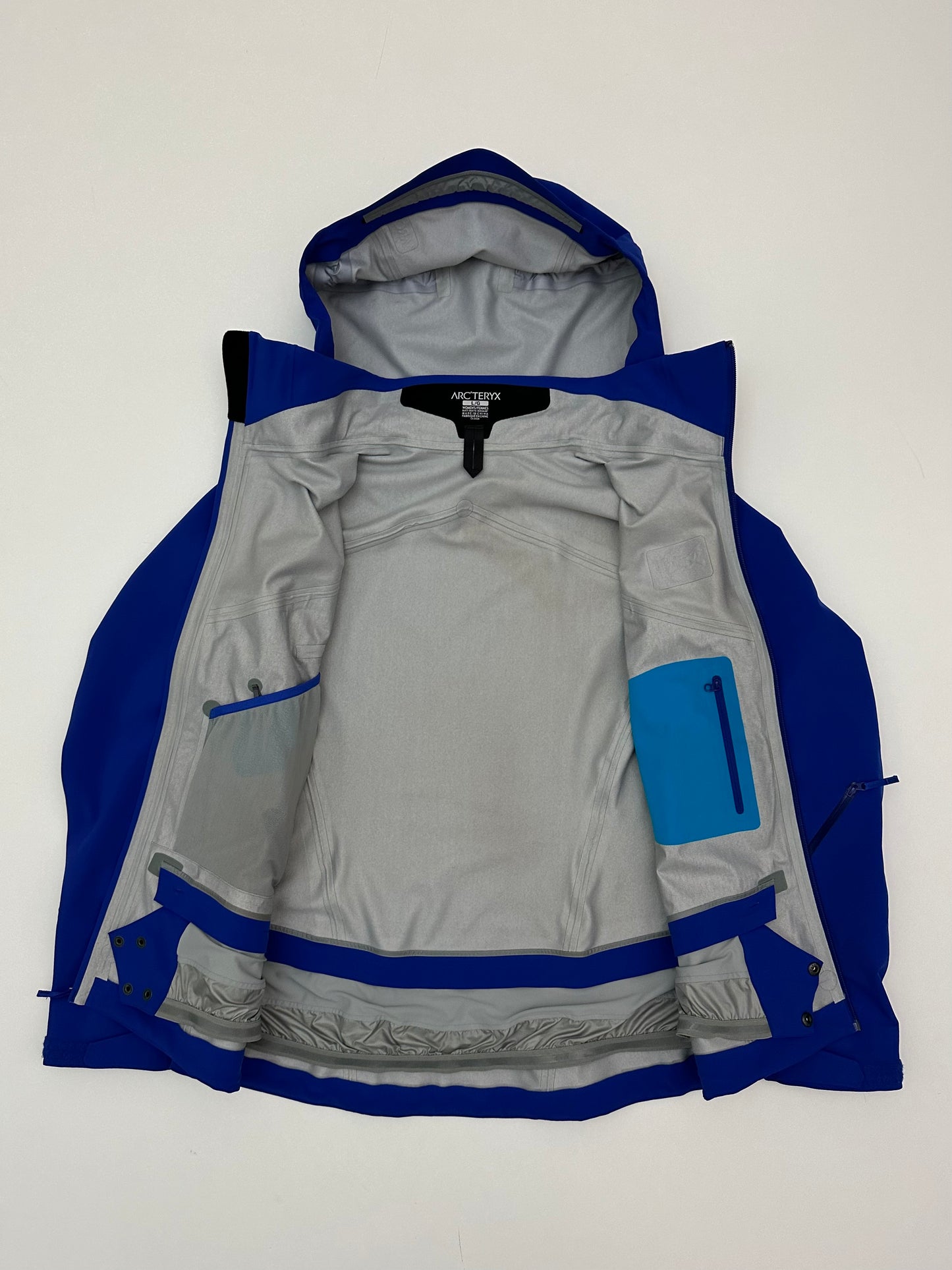 Arc’teryx Ravenna Jacket Blue Women’s L Large Gore-Tex RECCO