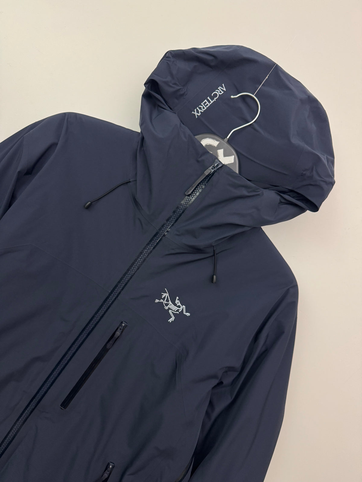 Arc'teryx Beta Insulated Jacket Black Sapphire Men's M Medium Gore-Tex RECCO